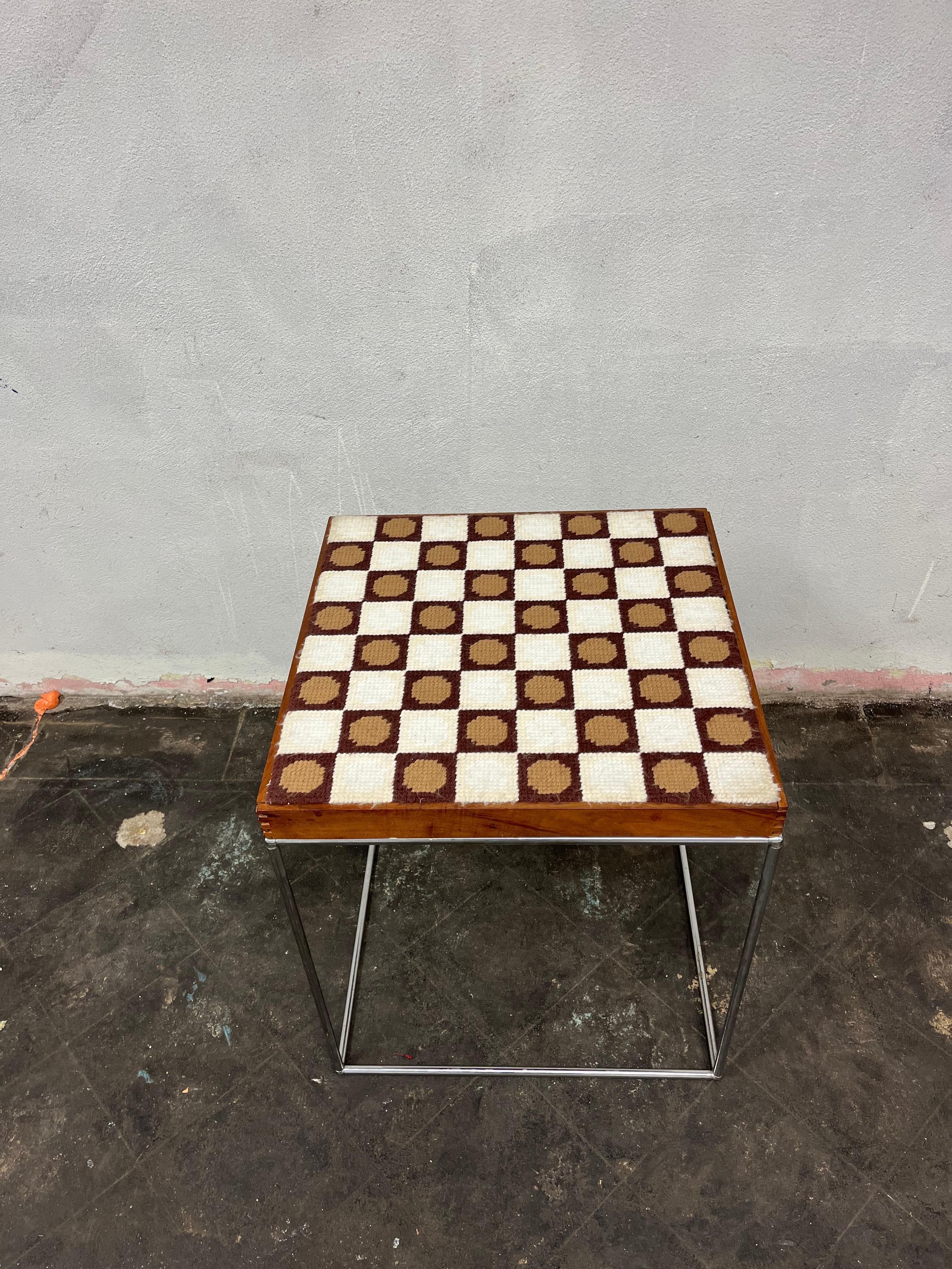 Mid-Century Modern Mid Century Poul Cadovius Abstracta Game Table Surface Needlepoint en vente