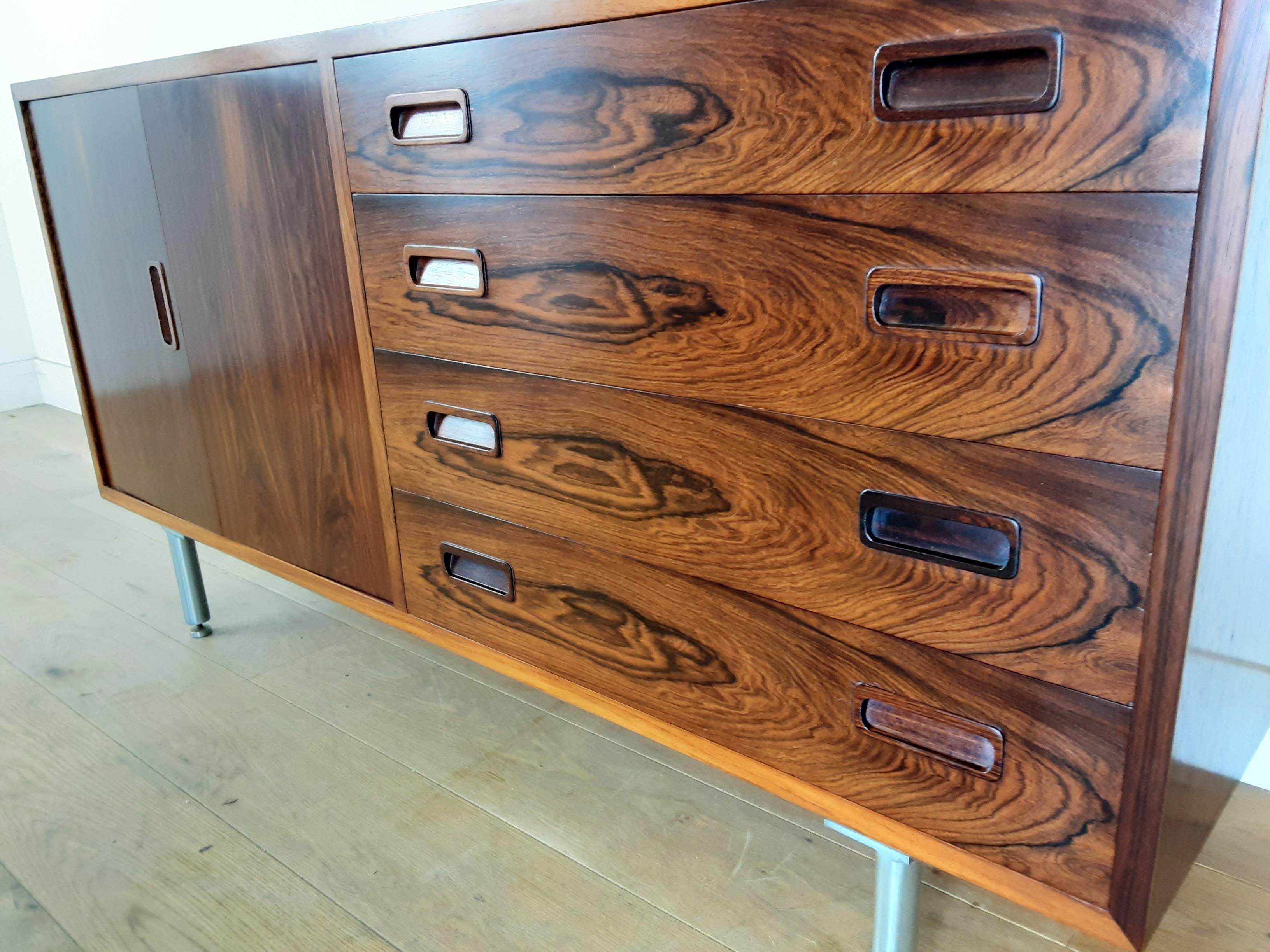 20th Century Midcentury Poul Hundevad Rosewood Sideboard with Drawers For Sale