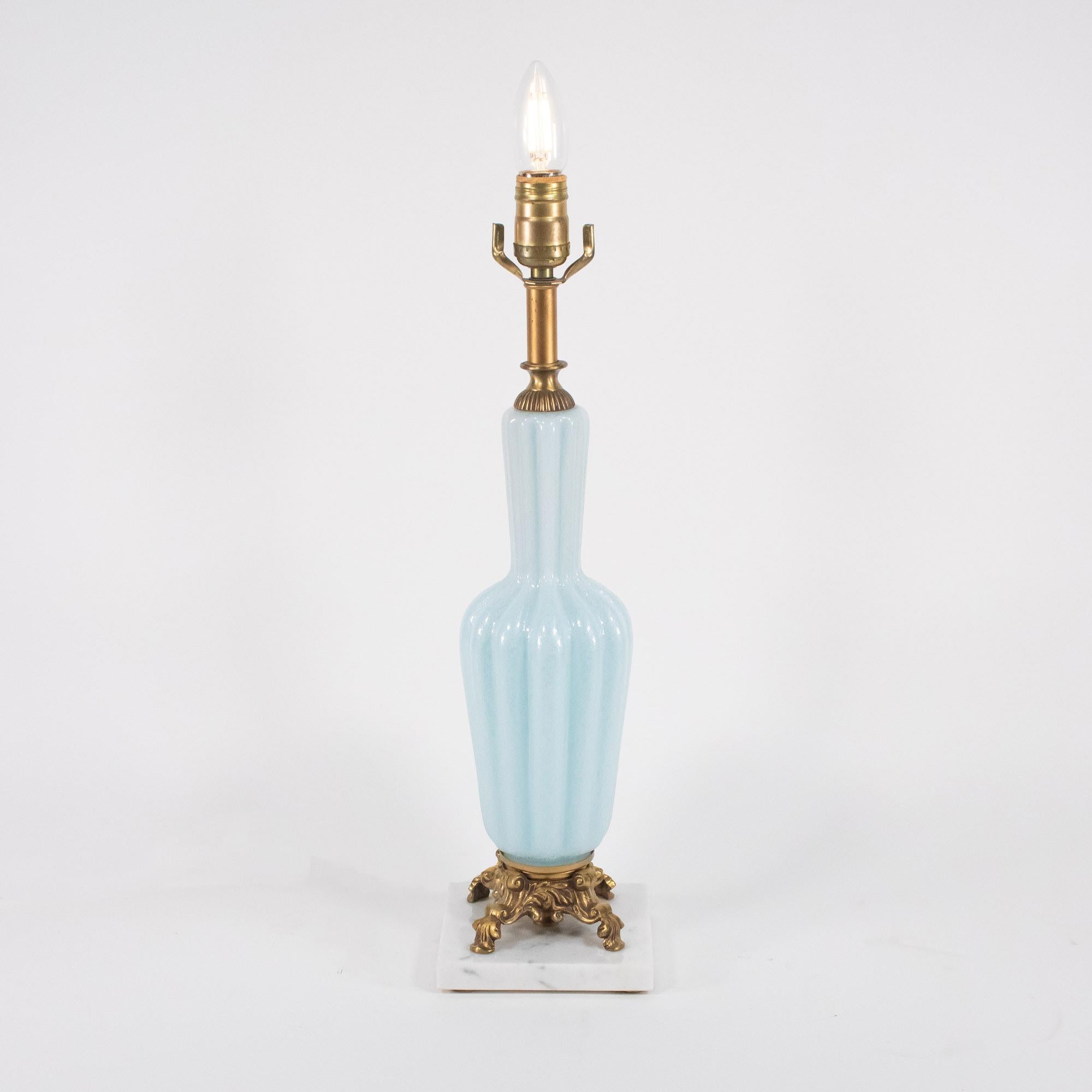 Lámpara de Sobremesa de Cristal de Murano Azul Pólvora de Mediados de Siglo con Base de Mármol Italiano en venta