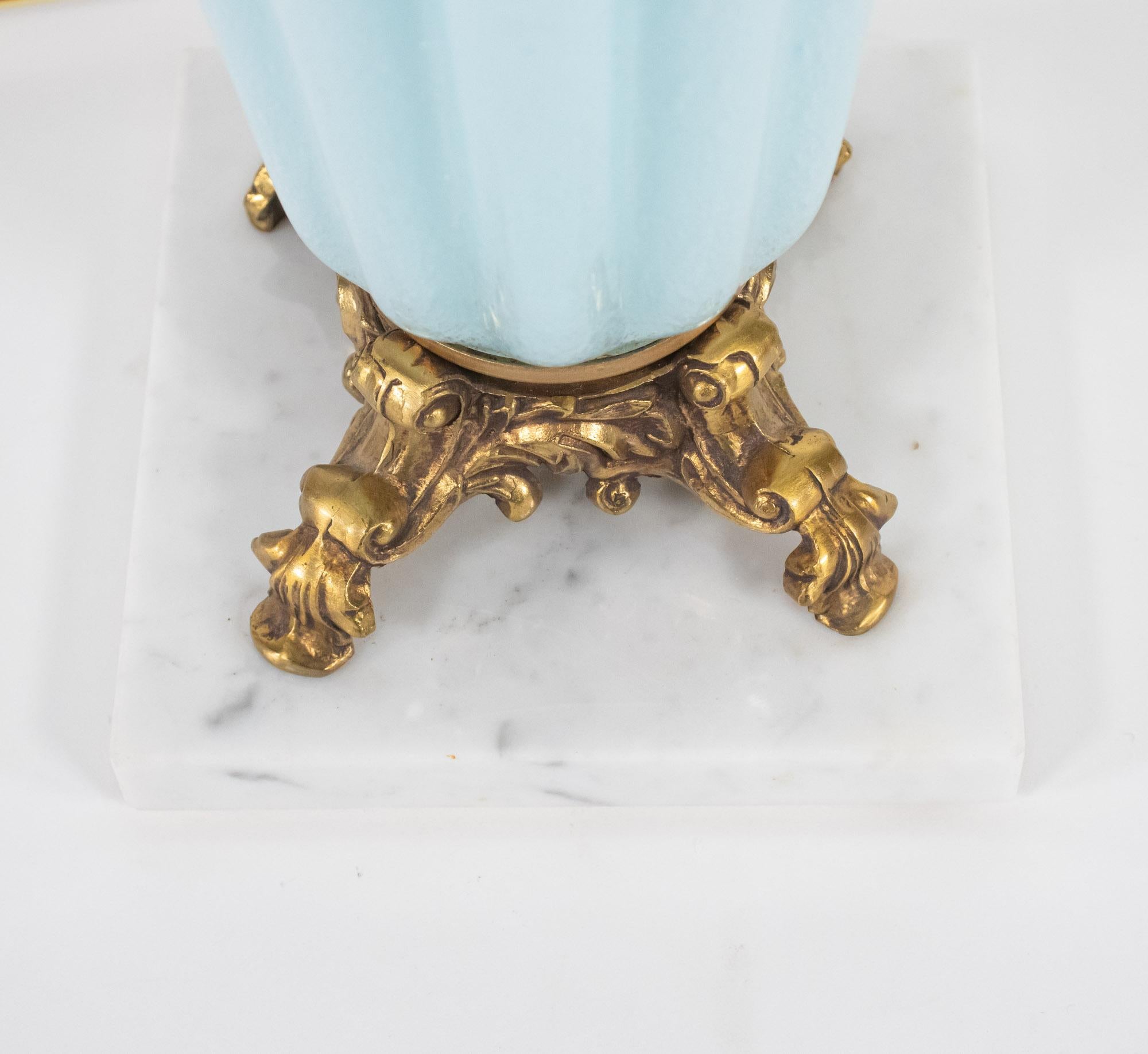 Lámpara de Sobremesa de Cristal de Murano Azul Pólvora de Mediados de Siglo con Base de Mármol en venta 1
