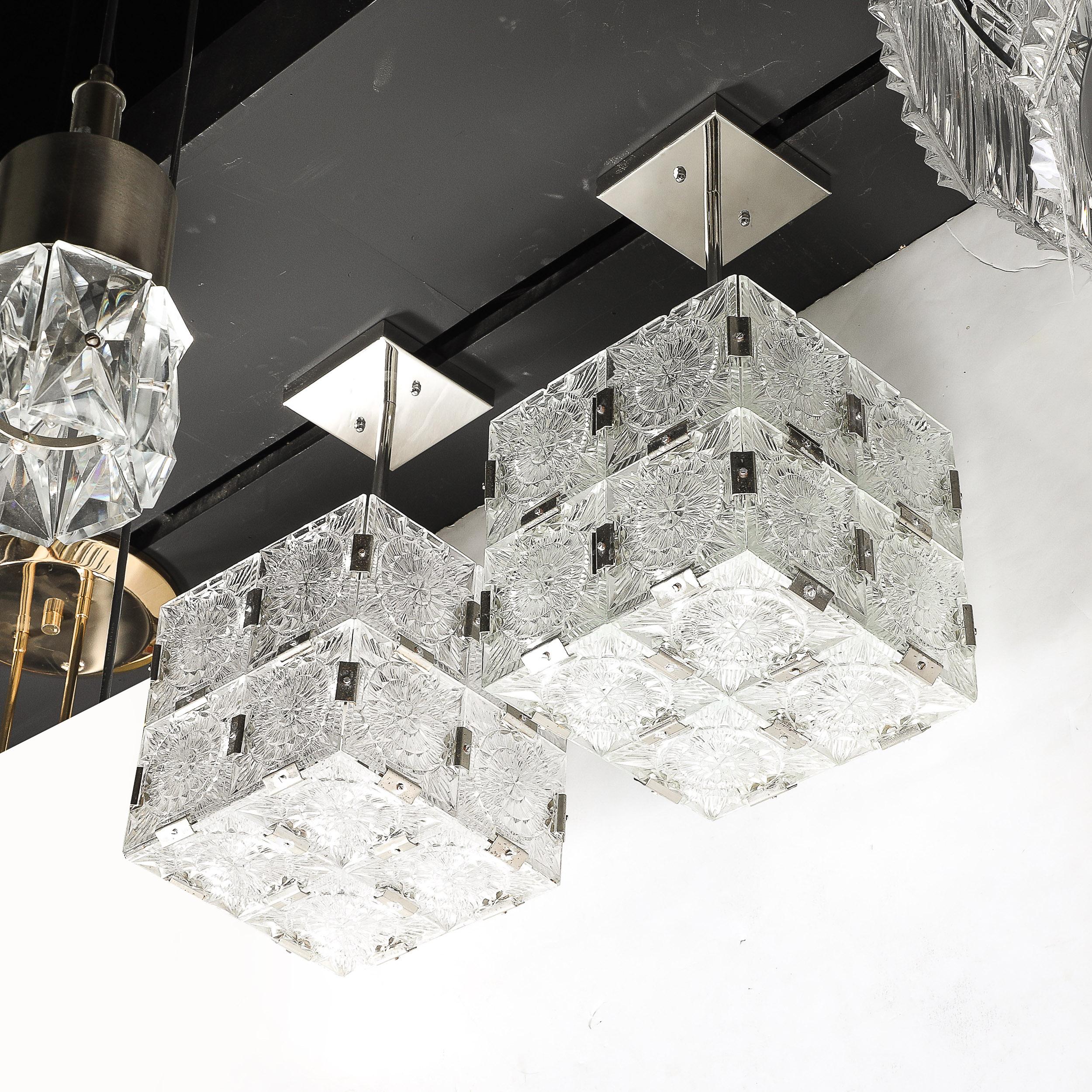 Vetro Lampadari a sospensione a forma di cubo in vetro pressato e nichel di metà secolo di Kinkedey in vendita