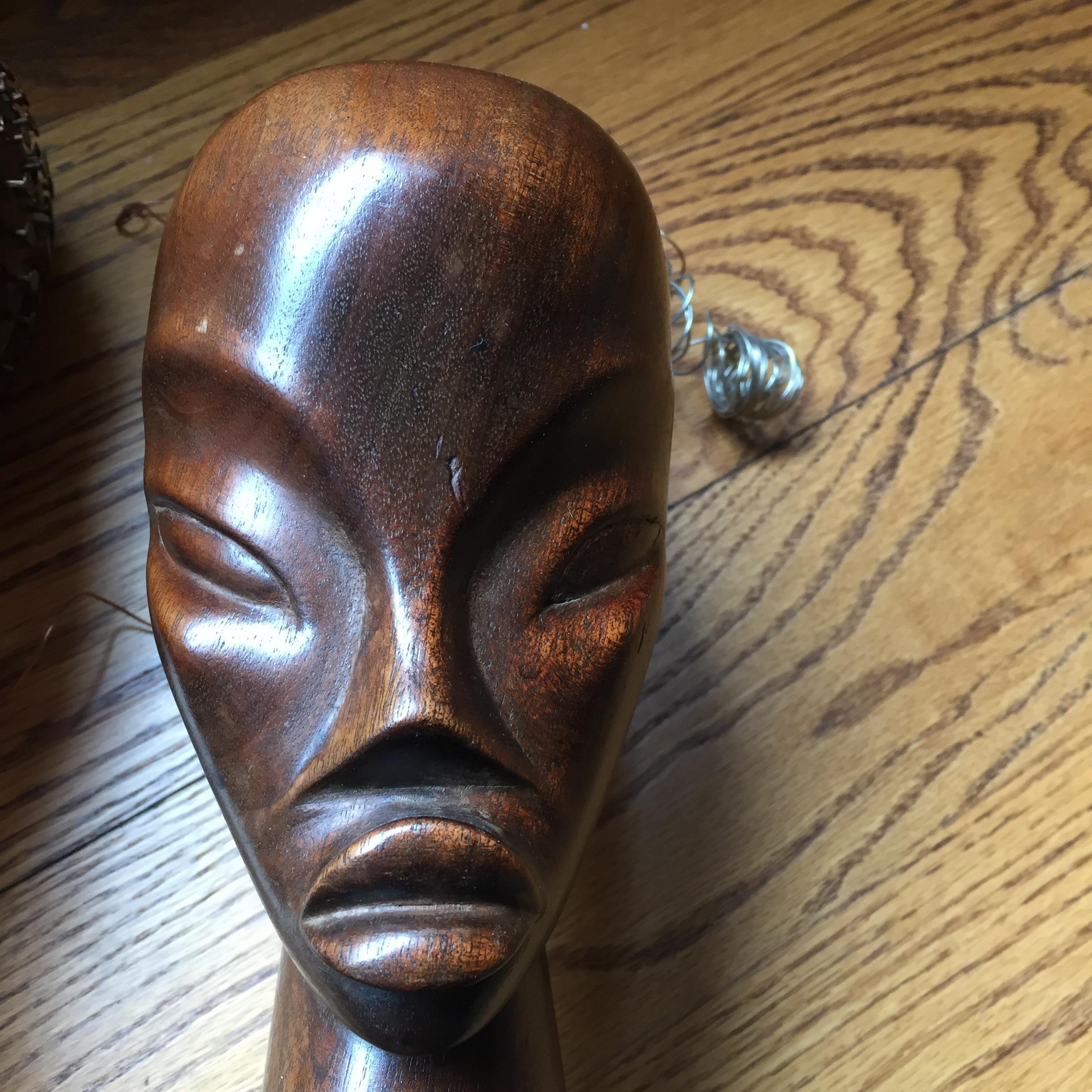 Hand Carved Haitian Busts,  Mid-Century Folk Art, A pair  In Good Condition For Sale In Chicago, IL