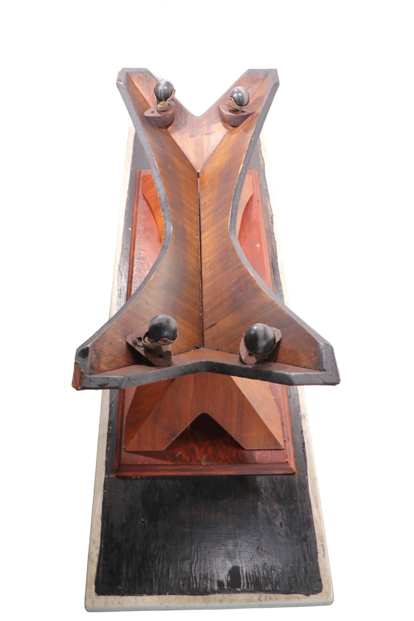 Table basse à plateau en travertin et base en Wood Probber du milieu du siècle dernier c 1950/60's en vente 6