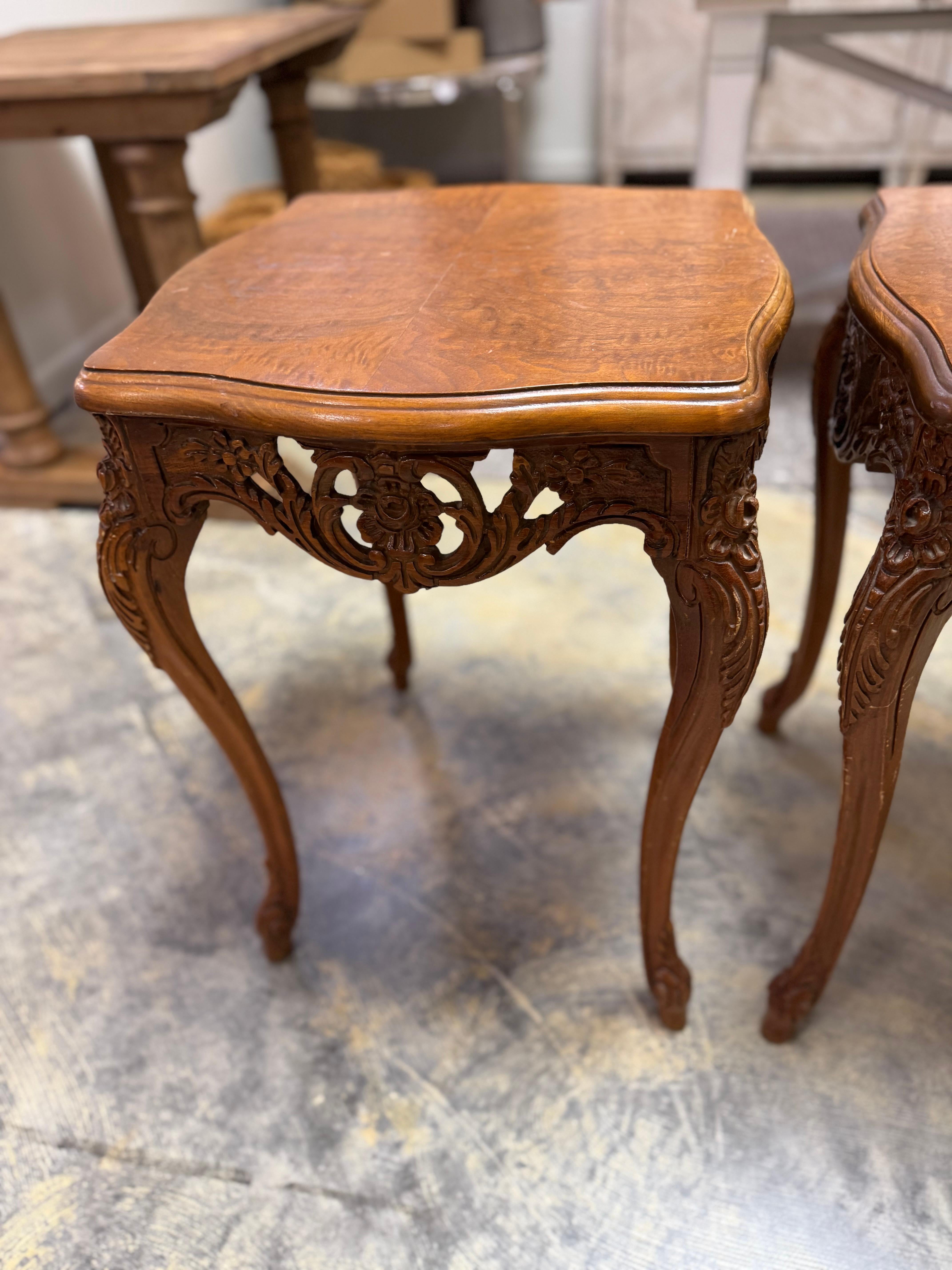 Nord-américain Tables d'appoint provisoires du milieu du siècle Hand Made en vente