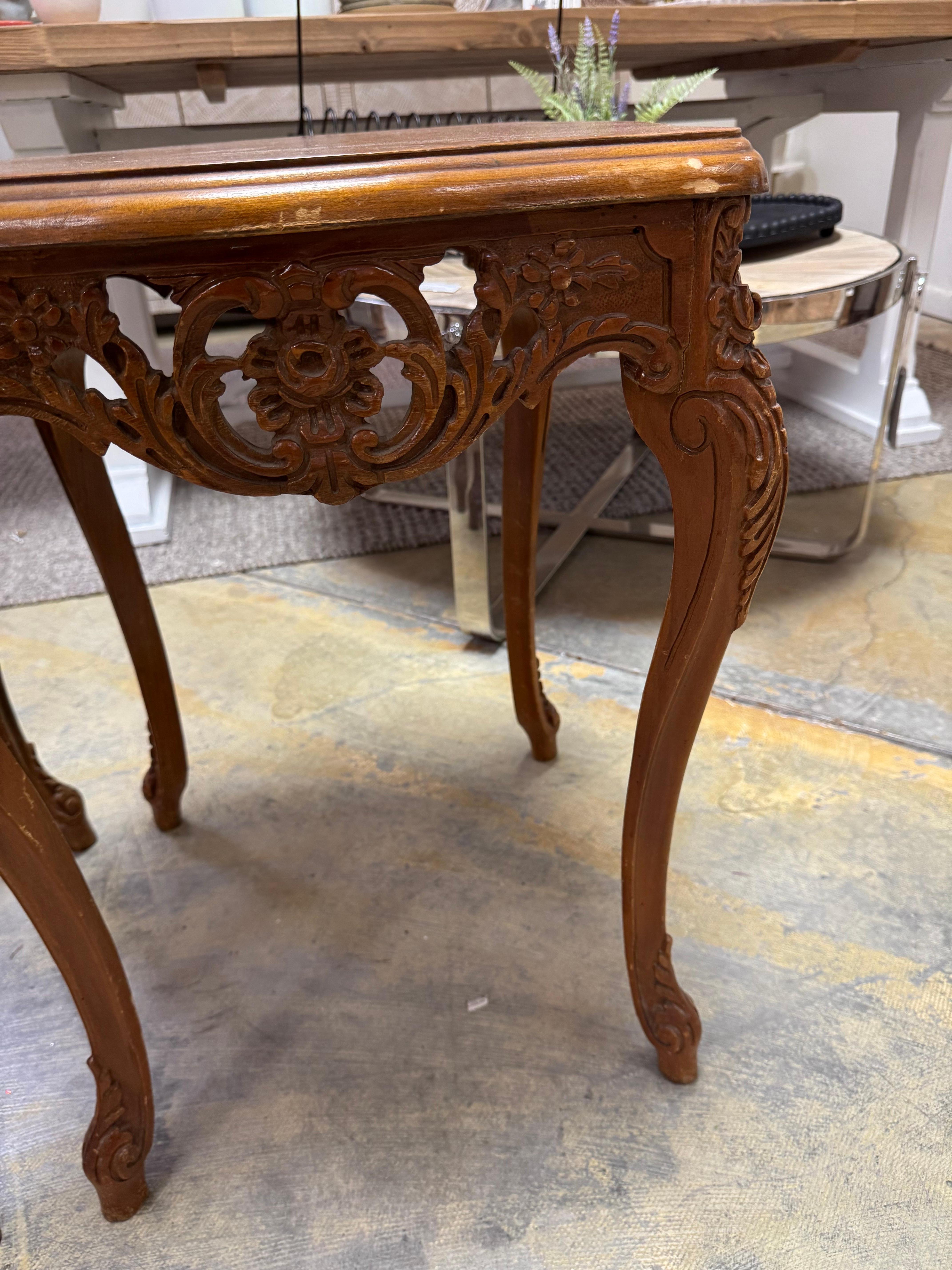 Tables d'appoint provisoires du milieu du siècle Hand Made en vente 2