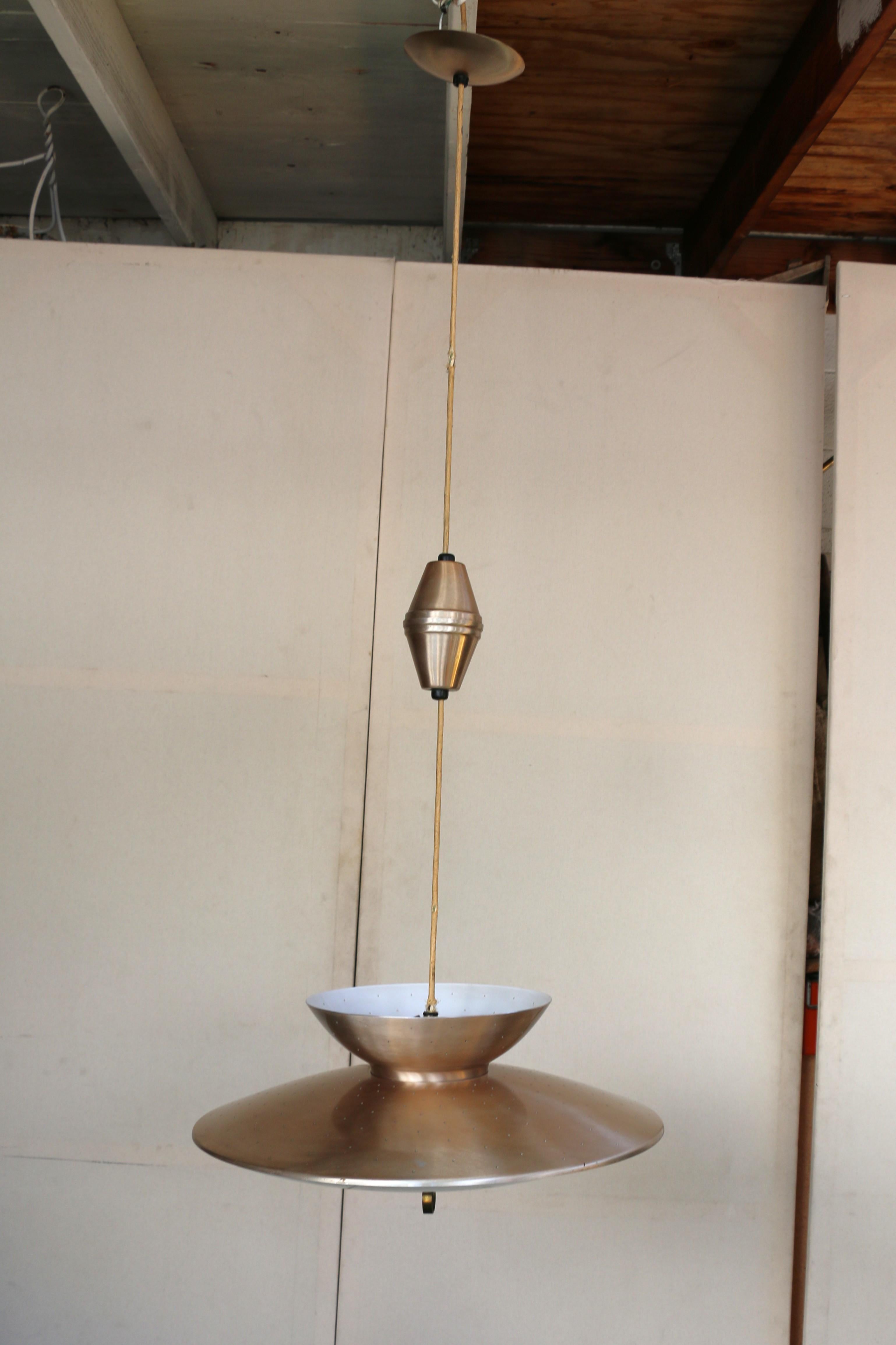 Mid Century Pull Down Pendelleuchte im Zustand „Gut“ im Angebot in North Hollywood, CA