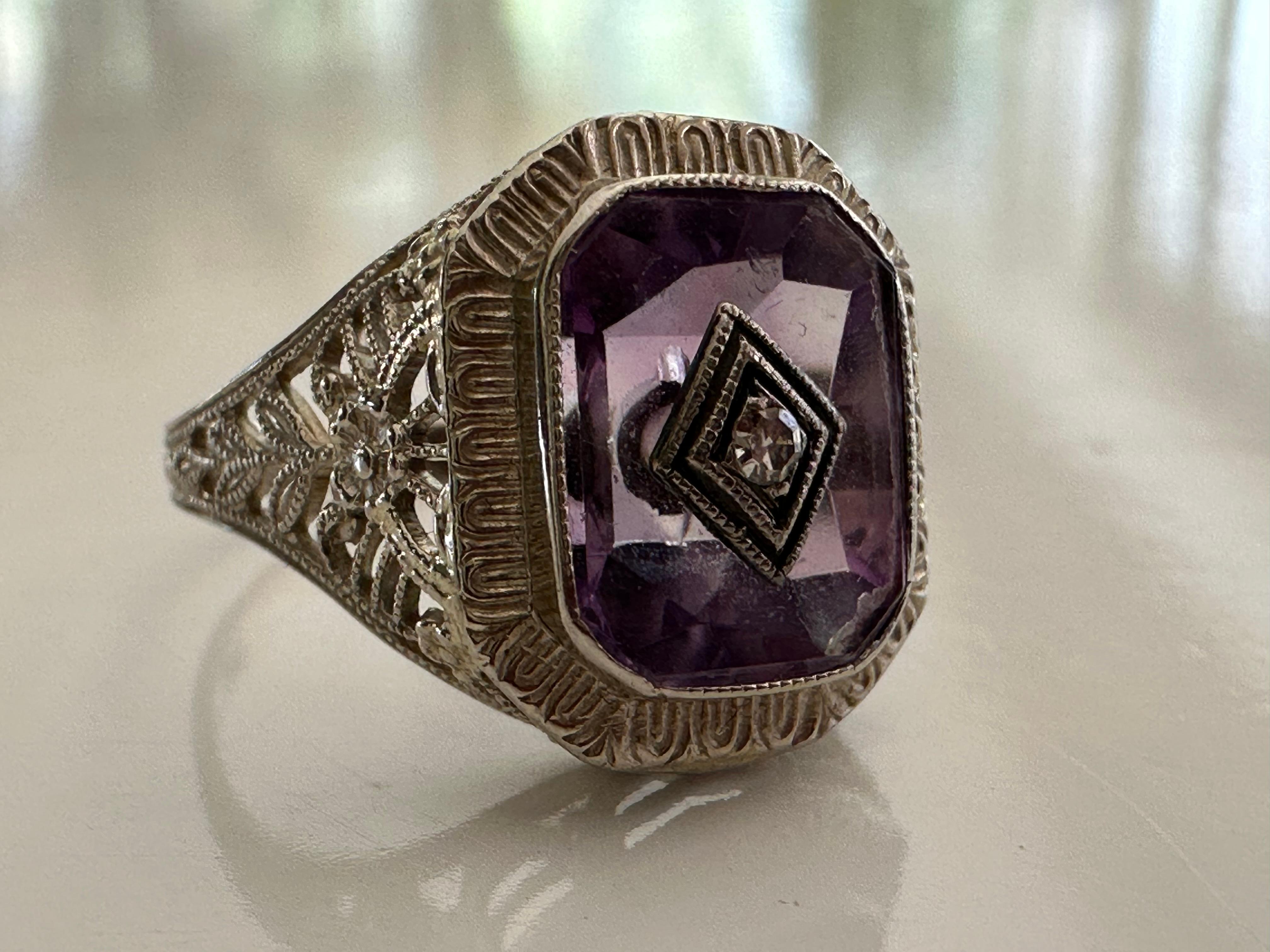 Midcentury Purple Amethyst and Diamond Filigree Ring For Sale 4