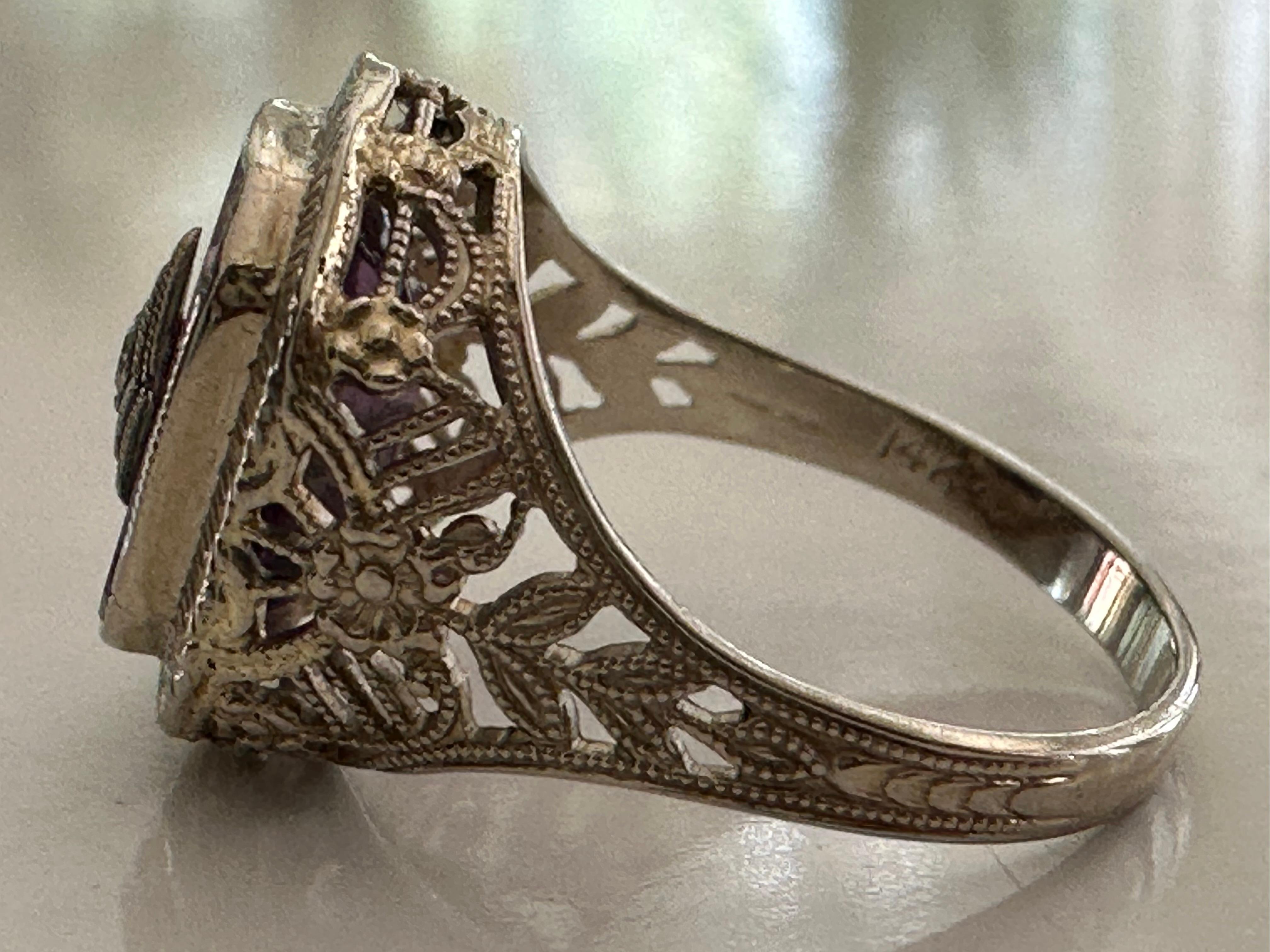 Filigraner Ring mit lila Amethyst und Diamanten aus der Mitte des Jahrhunderts  (Einfacher Schliff) im Angebot