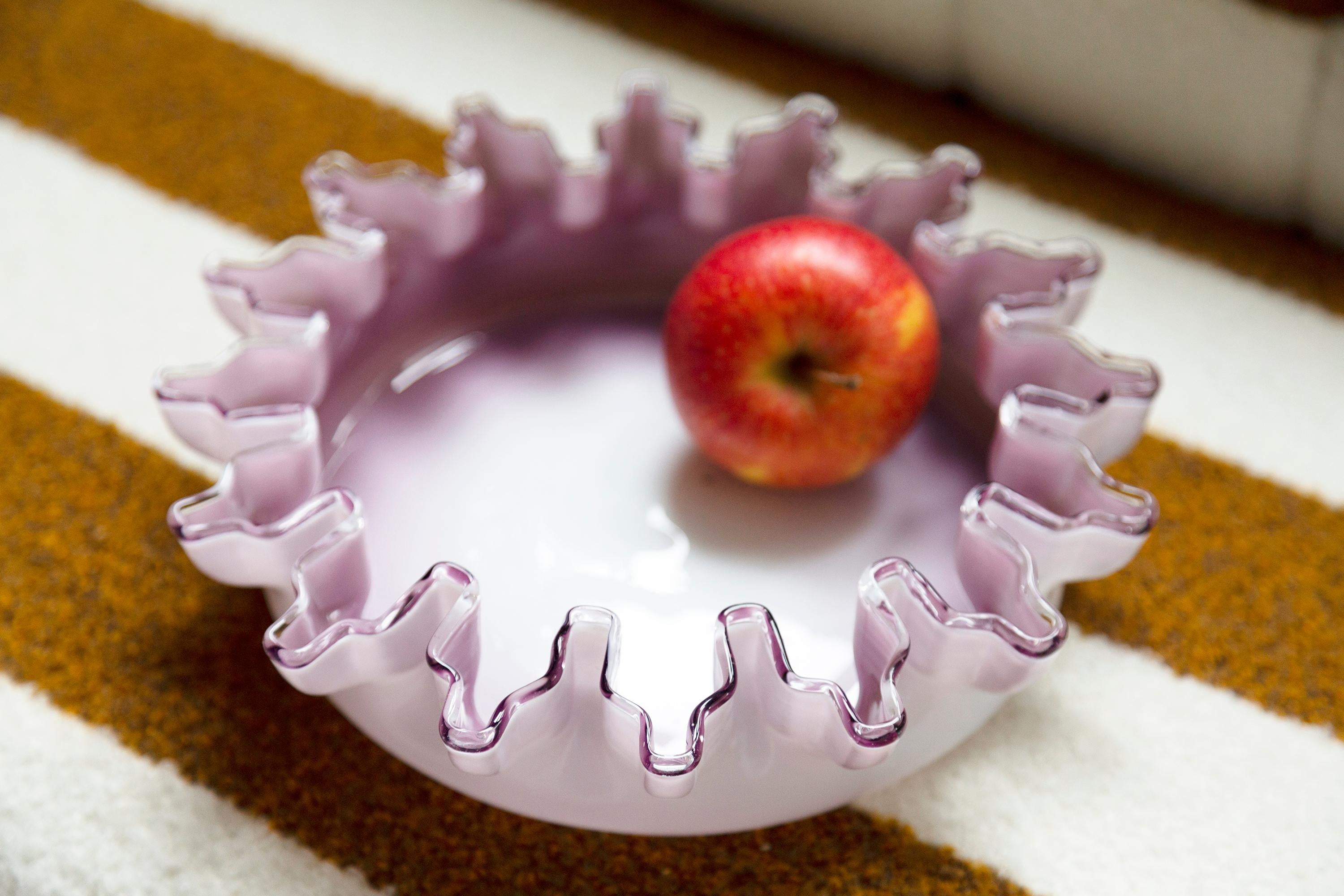 Beautiful decorative white and purple glass plate/bowl from Italy. 
Plate is in very good vintage condition, no damage or cracks. 
Original glass, amazing shape. Unique piece for every table and interior! 
Only one piece available.