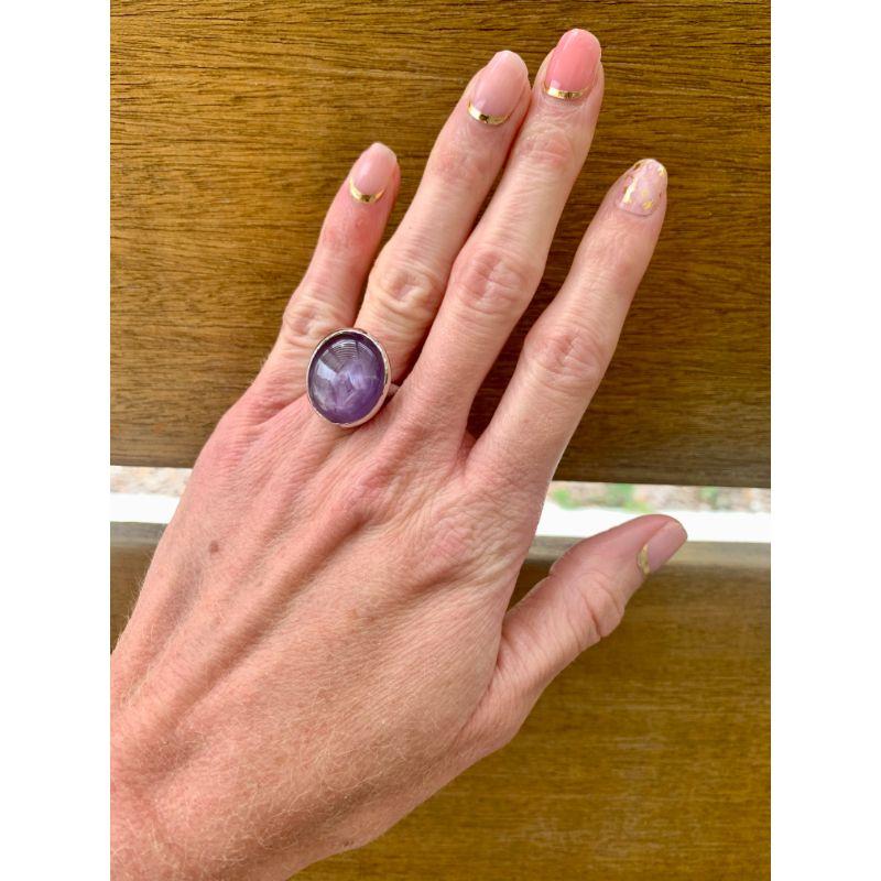 Women's Mid-century Purple Star Sapphire 18K White Gold Ring, circa 1950s For Sale