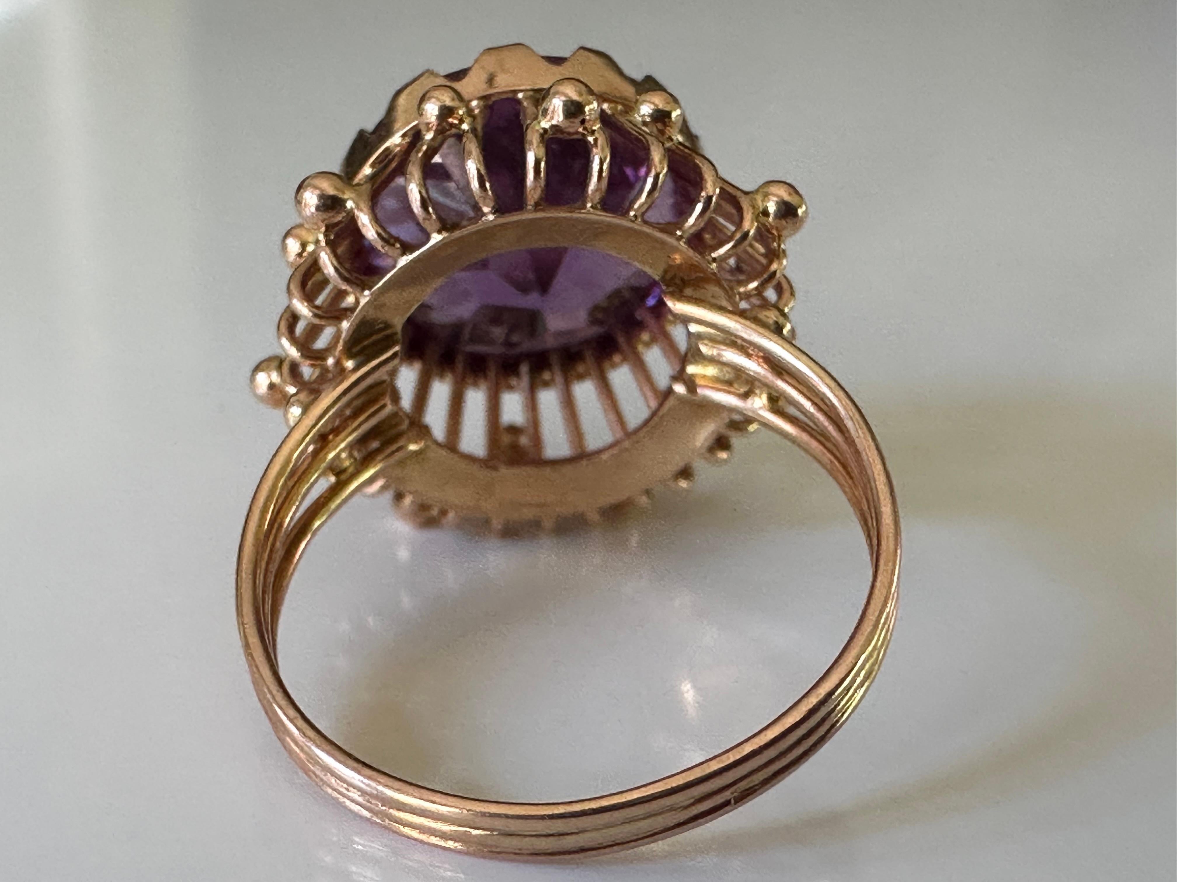 Women's Mid-Century Purple Synthetic Sapphire and Yellow Gold Cocktail Ring  For Sale