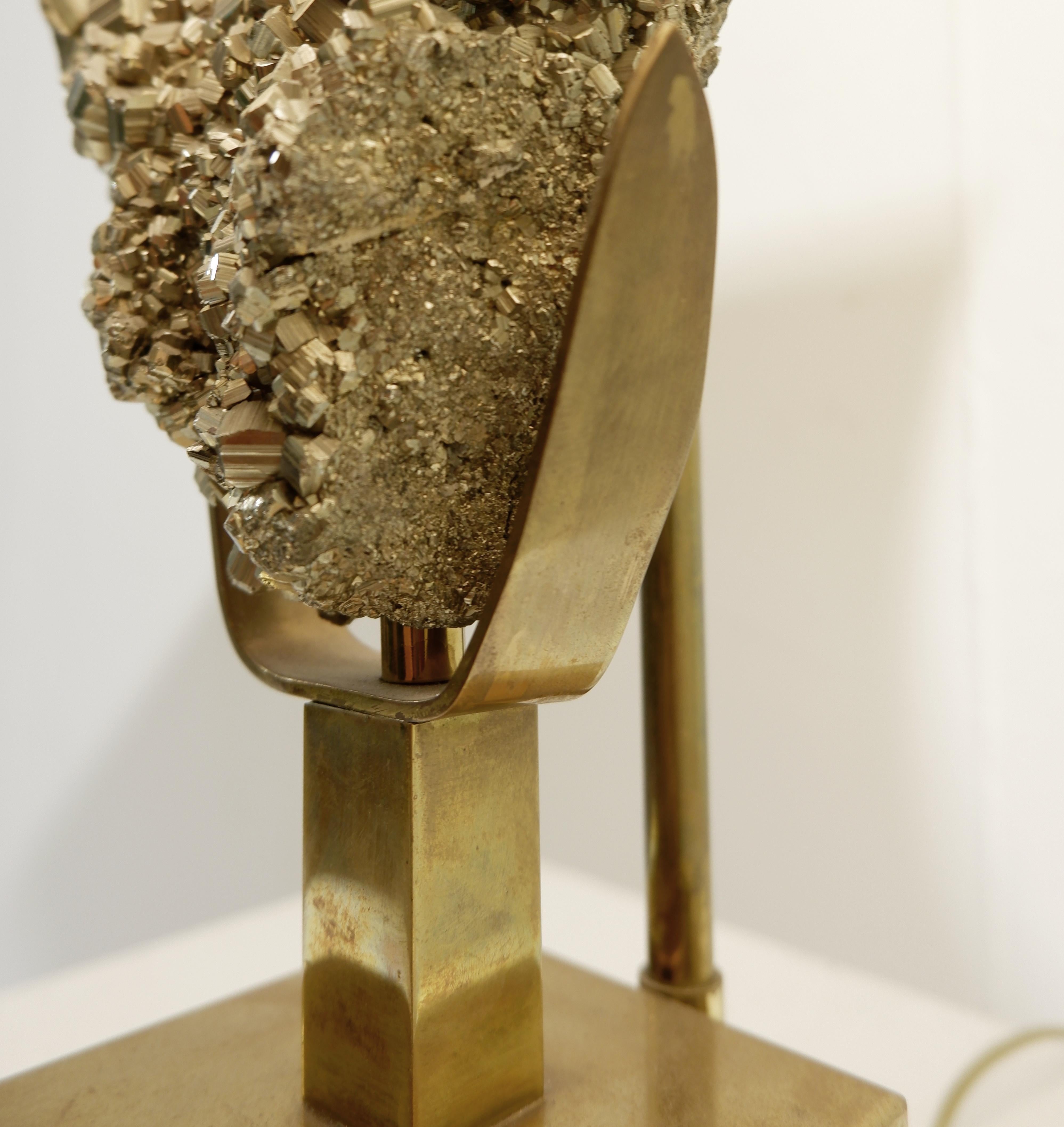 Mid-Century Pyrite Stone Table Lamp, Original Lampshade For Sale 2