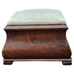 Poufs victoriens
