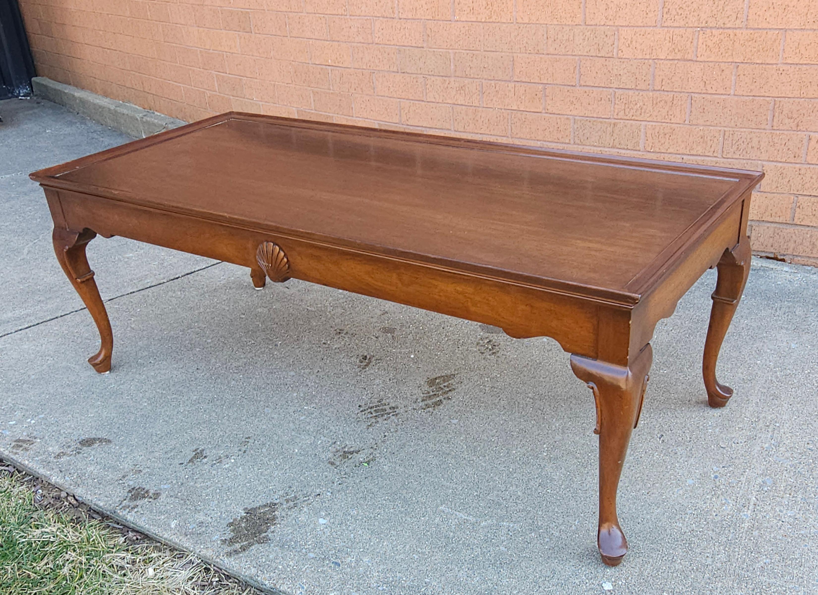 Mid Century Queen Anne Style Cherry Cocktail Table In Good Condition For Sale In Germantown, MD