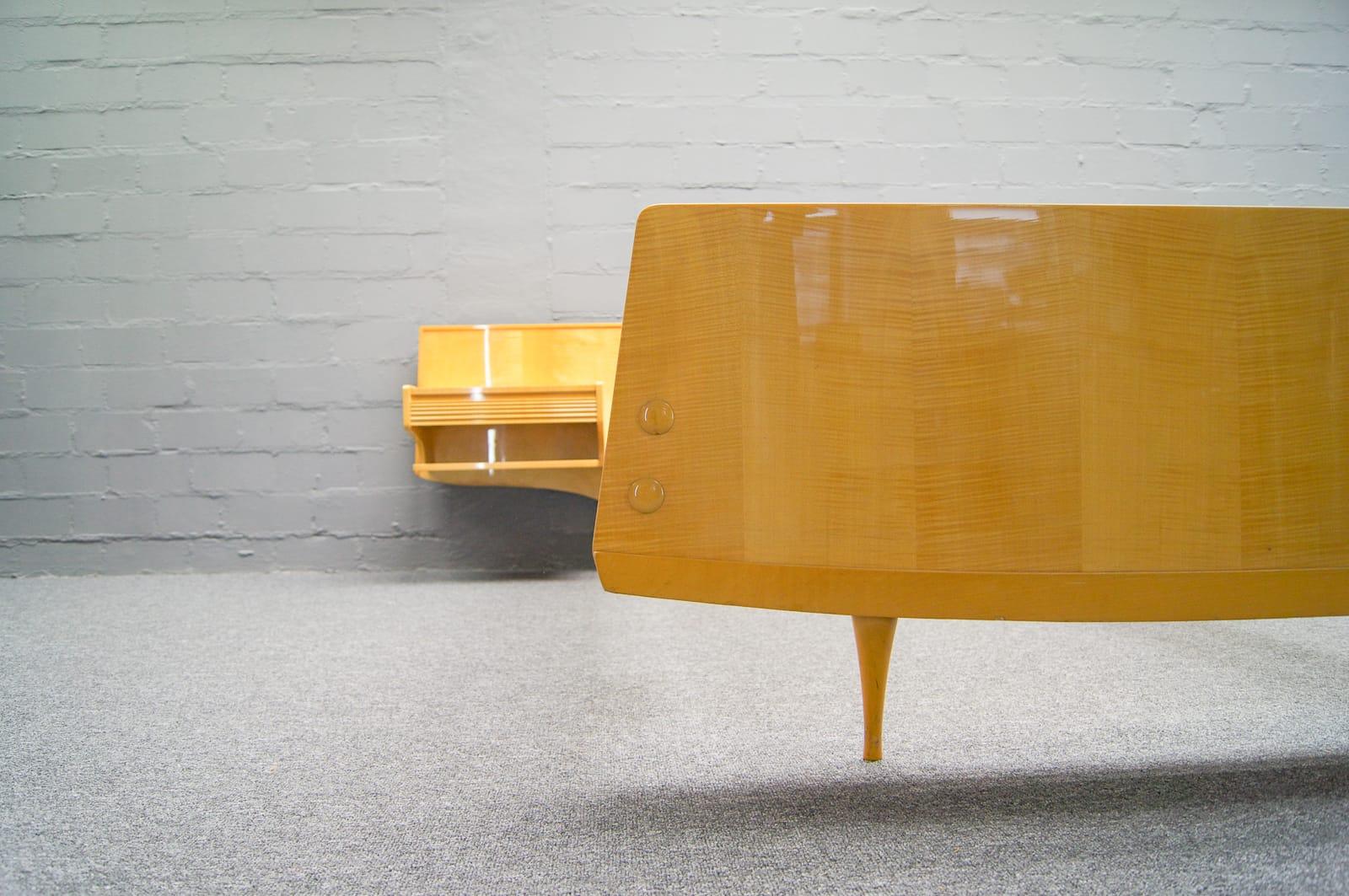 Laminated Mid-Century Queen Bedwith Floating Nightstands in the Style of Gio Ponti, Italy For Sale