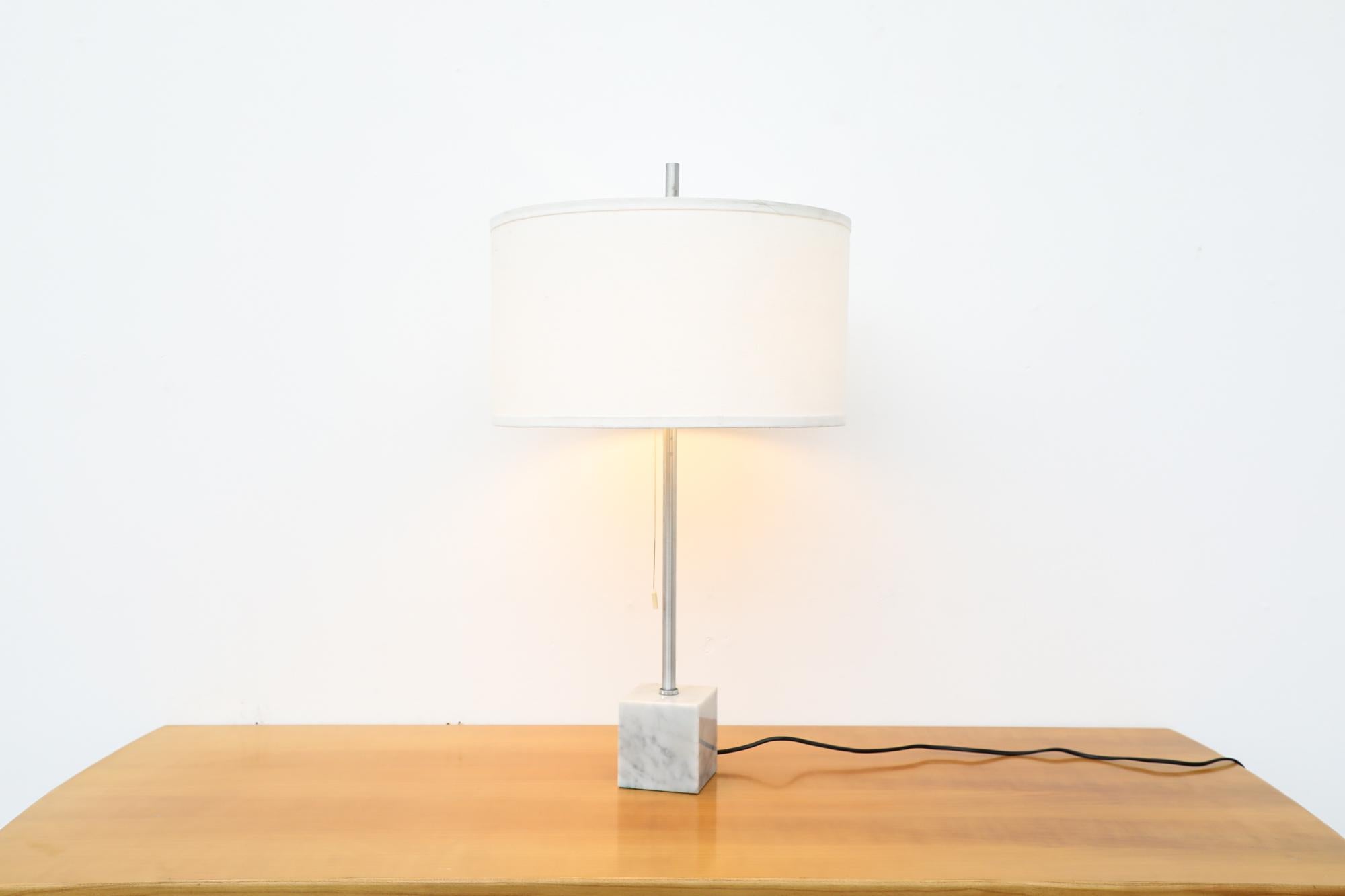 Dutch Mid-Century RAAK Marble and Chrome Dual Bulb Table Lamp with New Linen Shade For Sale