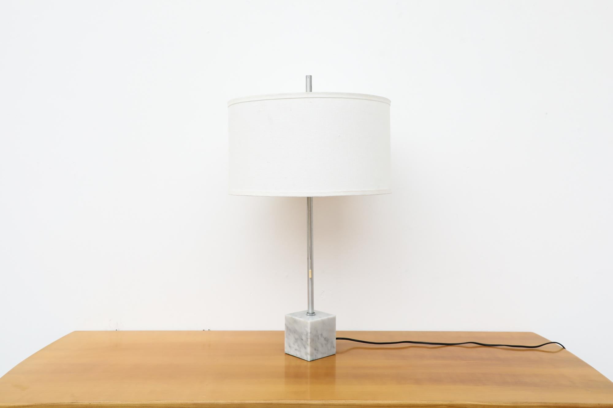 Mid-Century RAAK Marble and Chrome Dual Bulb Table Lamp with New Linen Shade In Good Condition For Sale In Los Angeles, CA