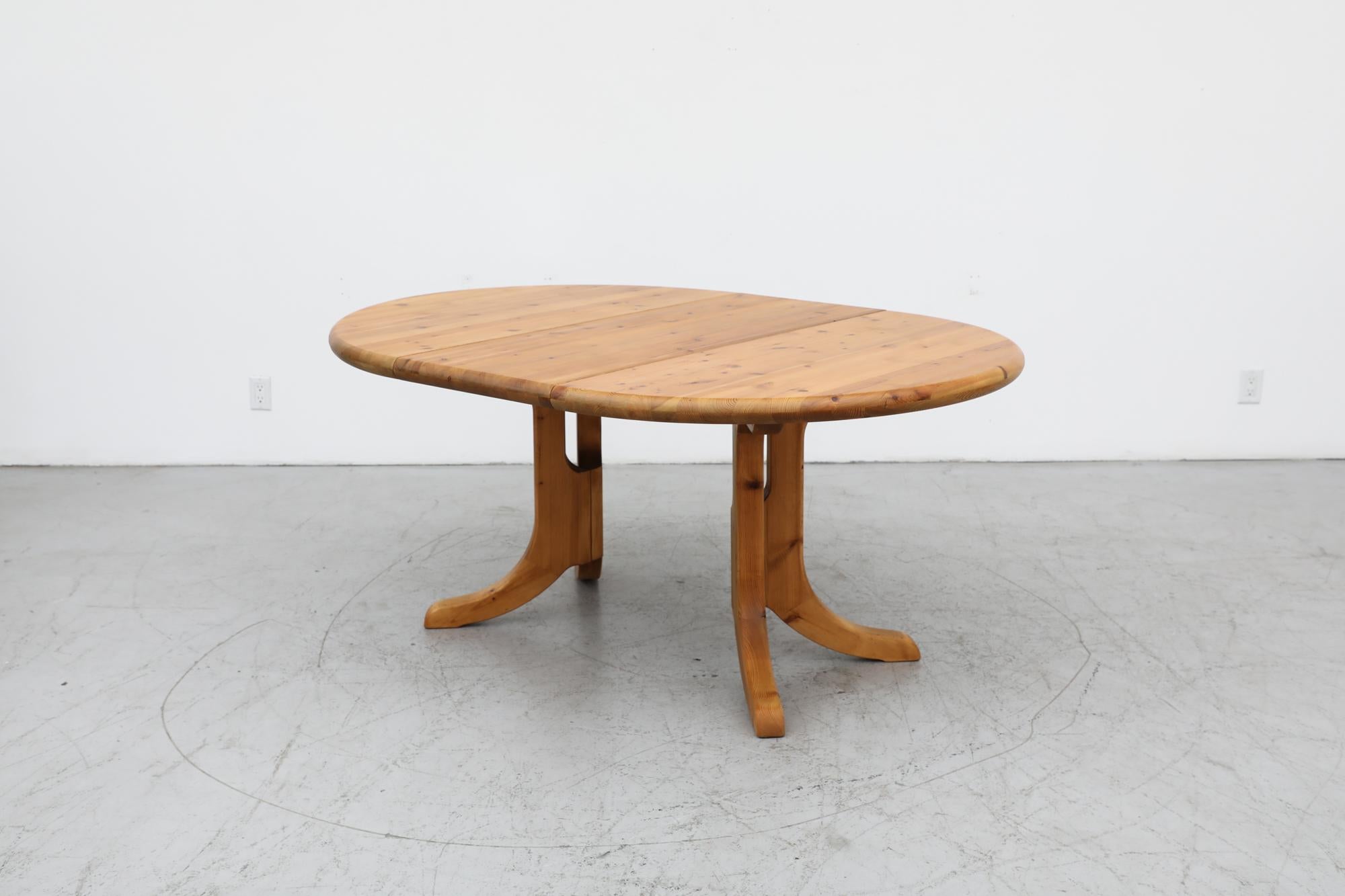 Mid-Century Rainer Daumiller Style Round to Oval Dining Table In Good Condition In Los Angeles, CA