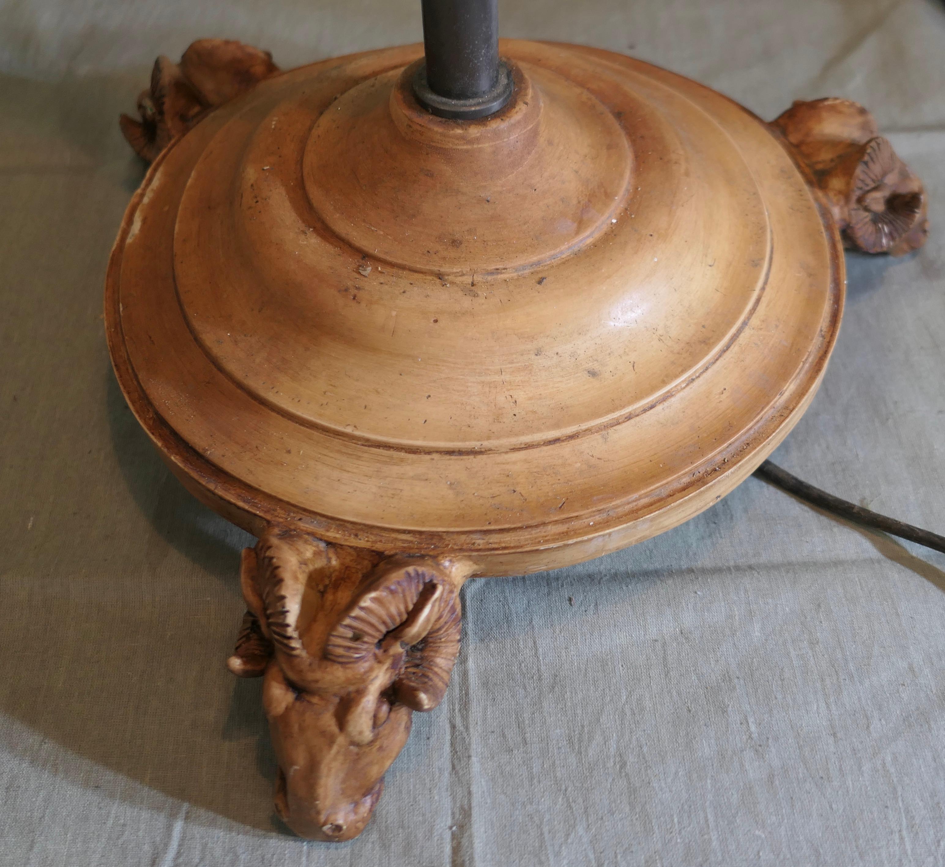 Lampe de lecture sur pied inclinable à tête de bélier du milieu du siècle par David Hunt en vente 3