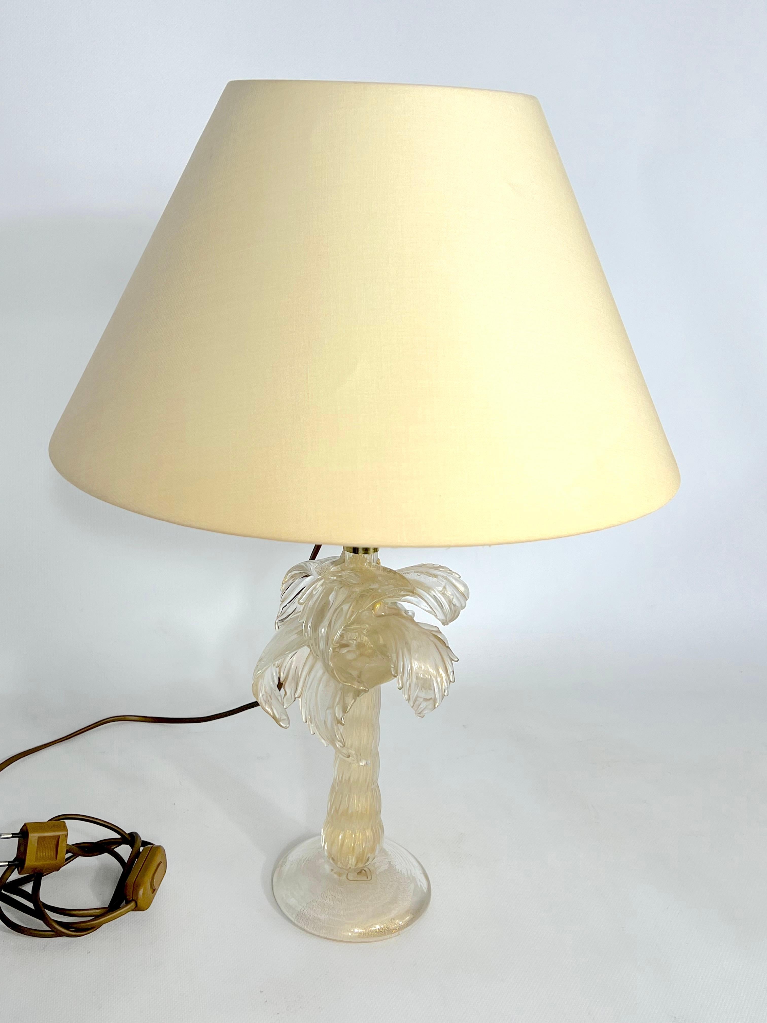 Mid-Century Rare Brass and Murano Glass Table Lamp by Tommaso Barbi For Sale 9