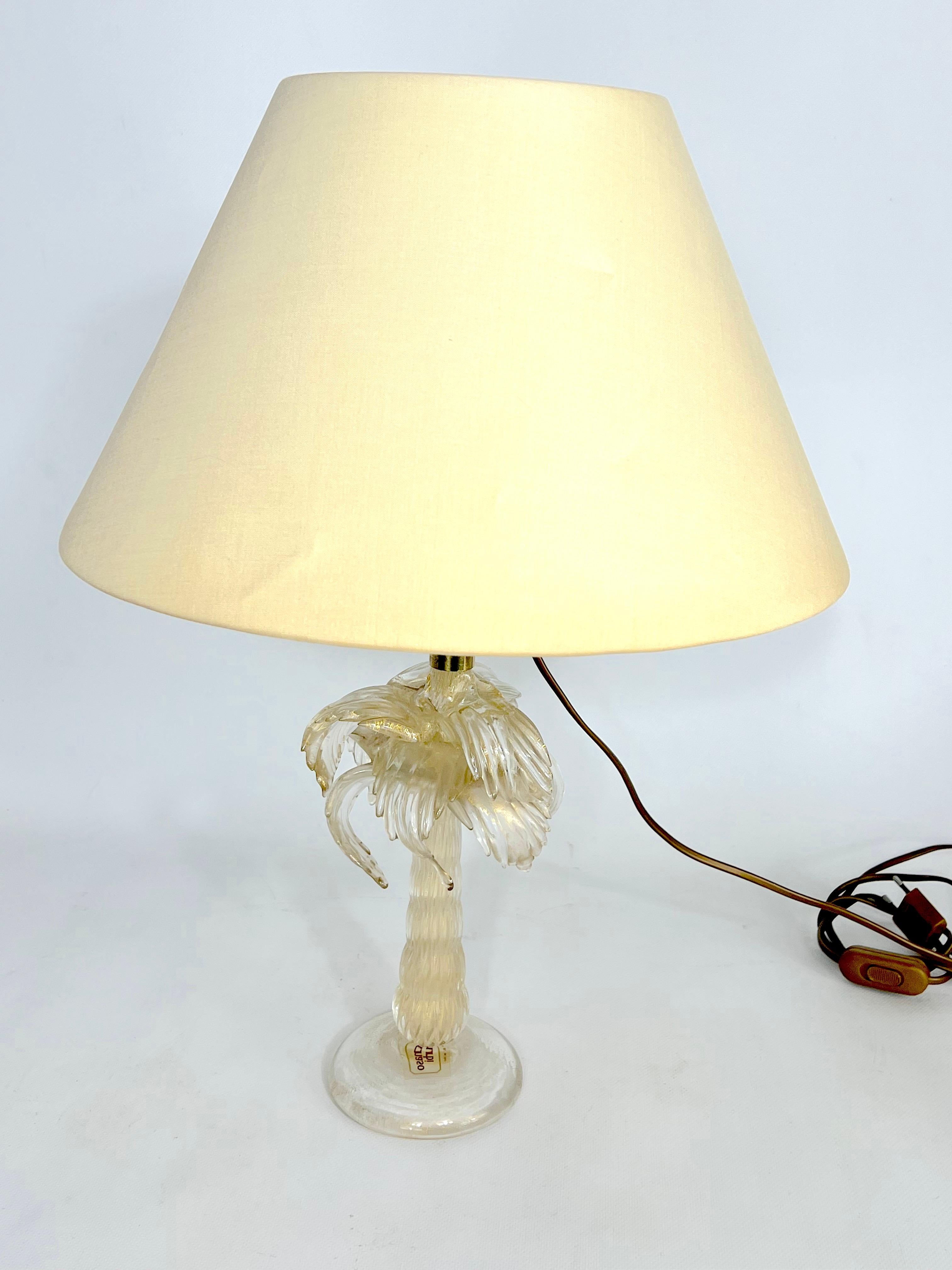 Mid-Century Rare Brass and Murano Glass Table Lamp by Tommaso Barbi 10