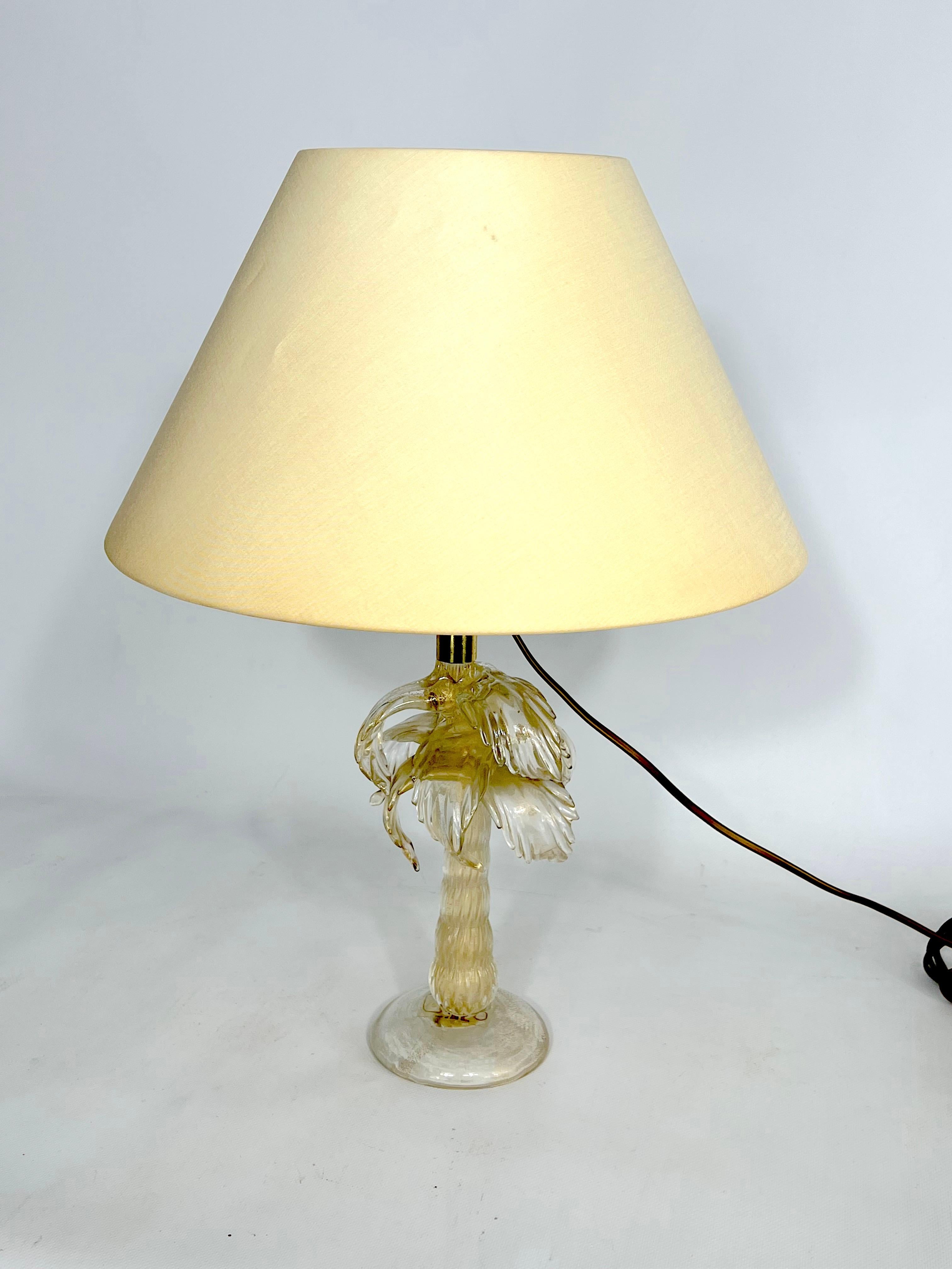 Mid-Century Rare Brass and Murano Glass Table Lamp by Tommaso Barbi For Sale 14