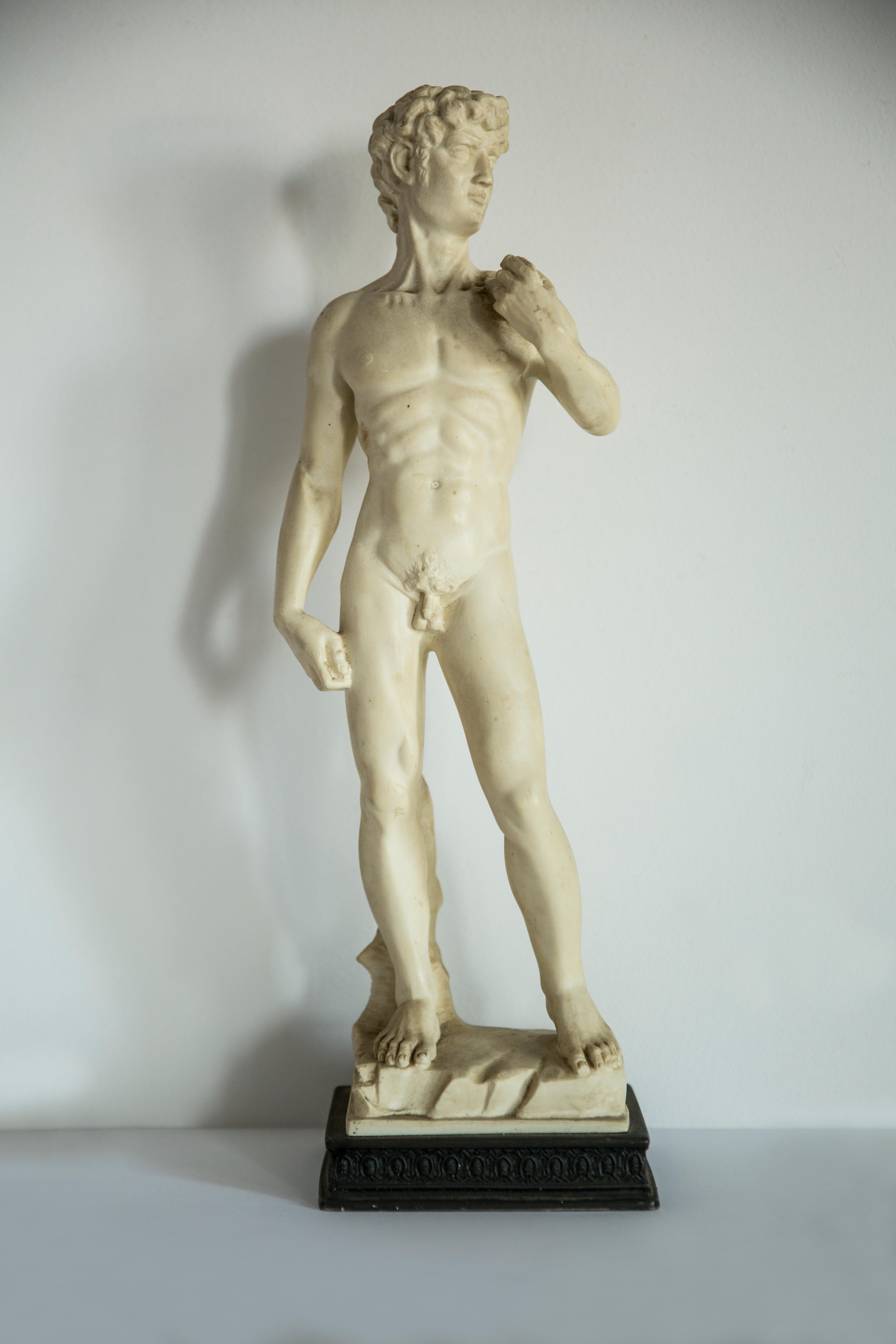 Céramique Rare sculpture de Davide du milieu du siècle, Gypsum, Italie, années 1960 en vente
