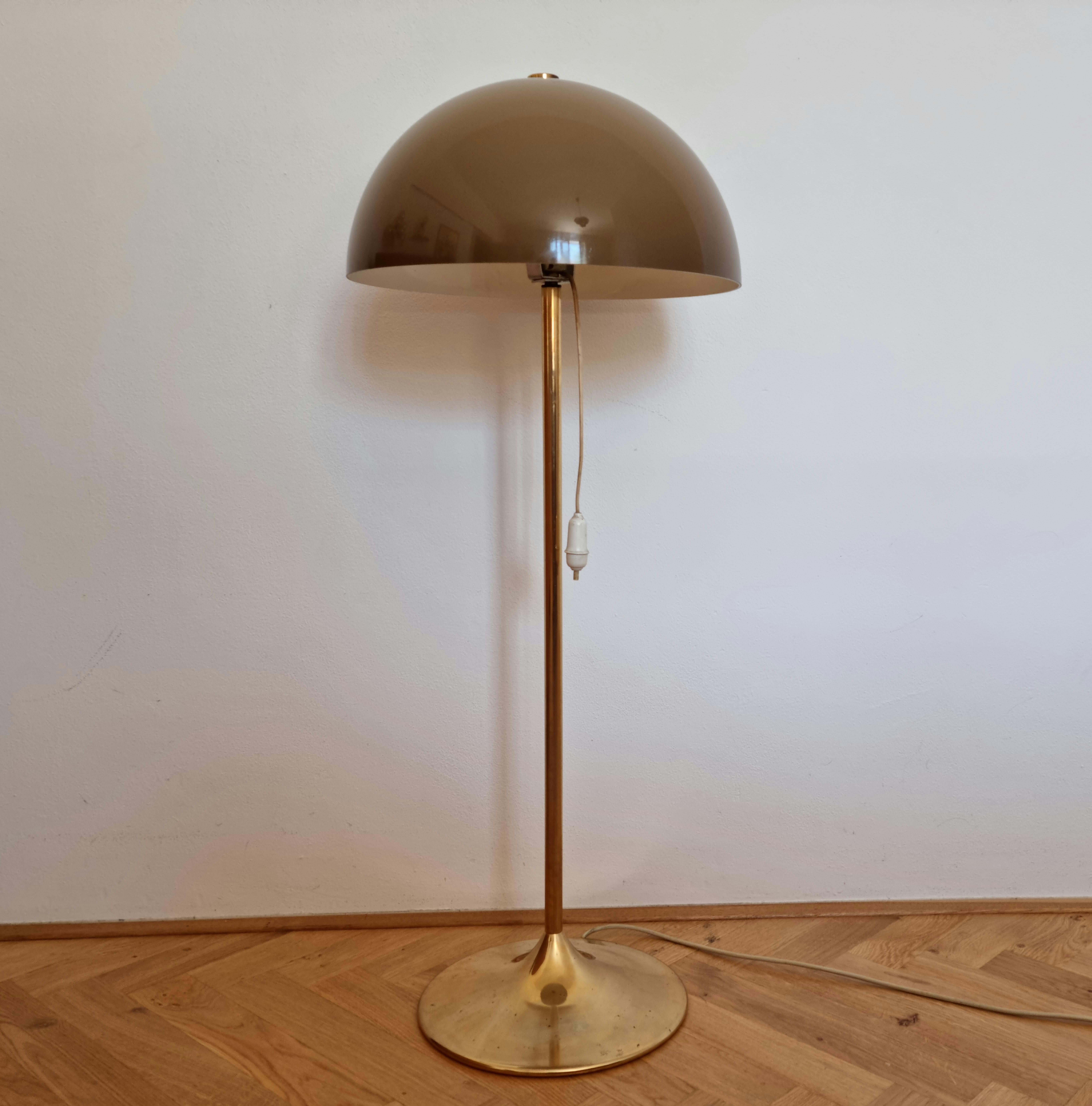 Mid-Century Modern Mid-Century Rare Floor Lamp Mushroom, Italy, 1960s