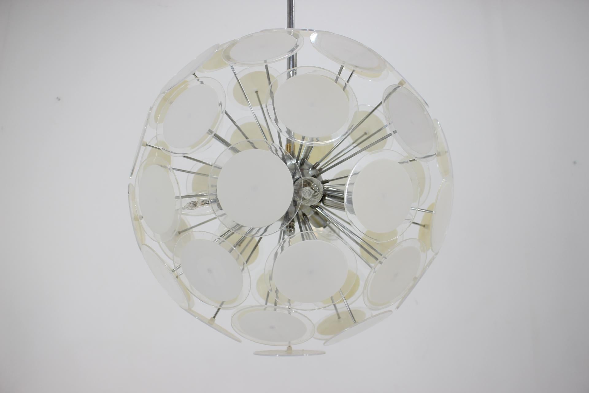 Mid Century Rare Sputnik / Atomic Chandelier, Italy, 1970s In Good Condition For Sale In Praha, CZ