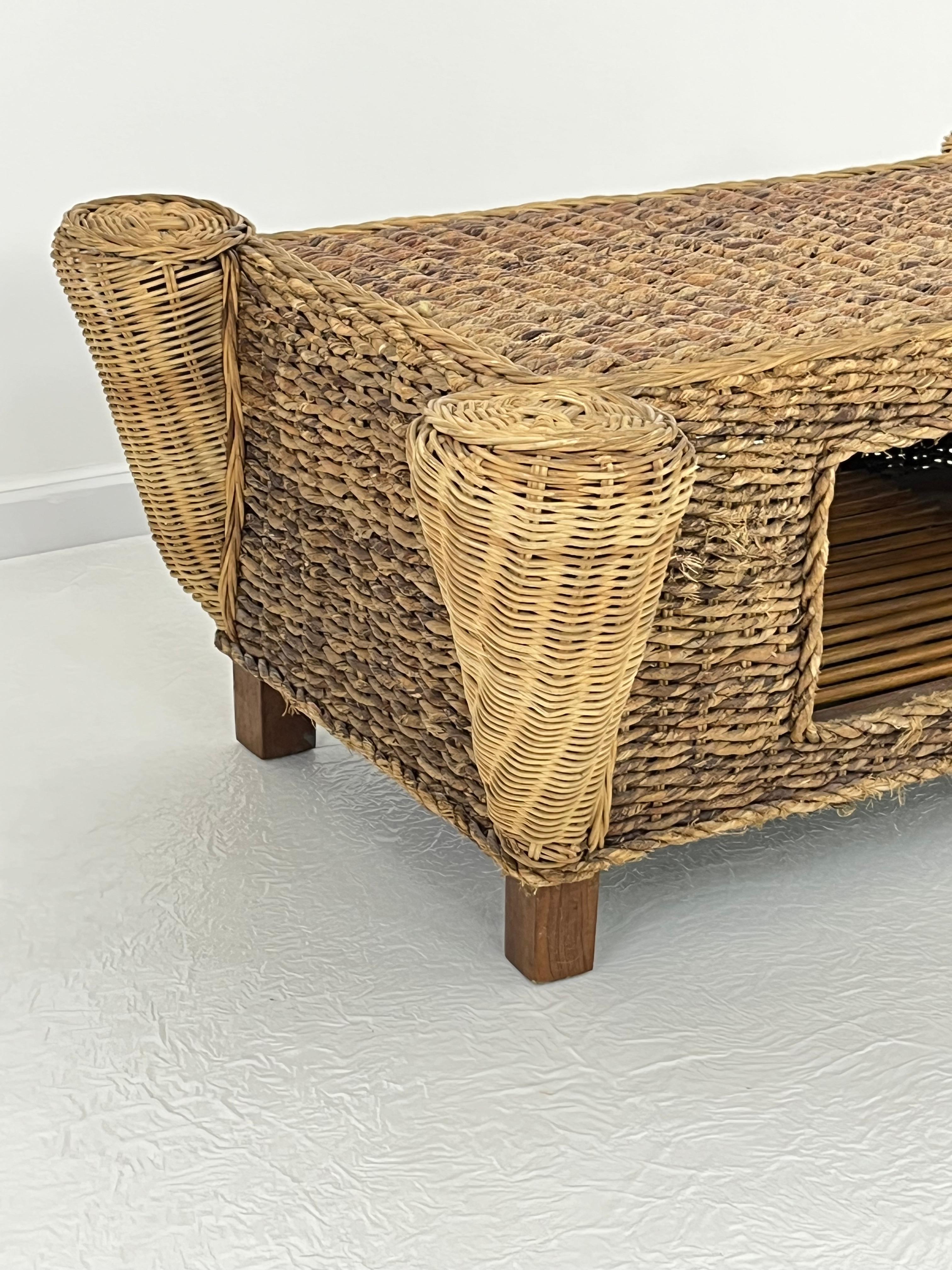 Mesa de centro de ratán y bambú de mediados de siglo, Made in Italy, años 60 mediados del siglo XX en venta