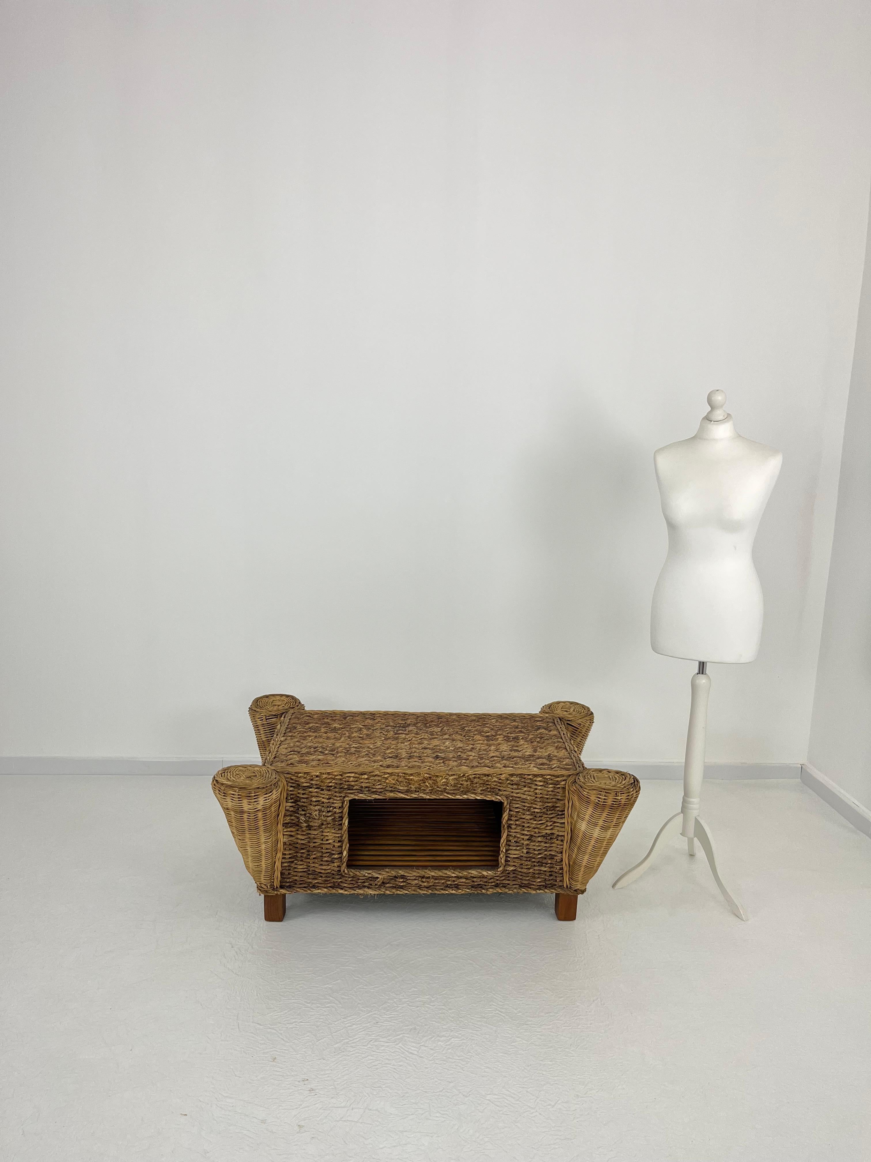 Mesa de centro de ratán y bambú de mediados de siglo, Made in Italy, años 60 en venta 2
