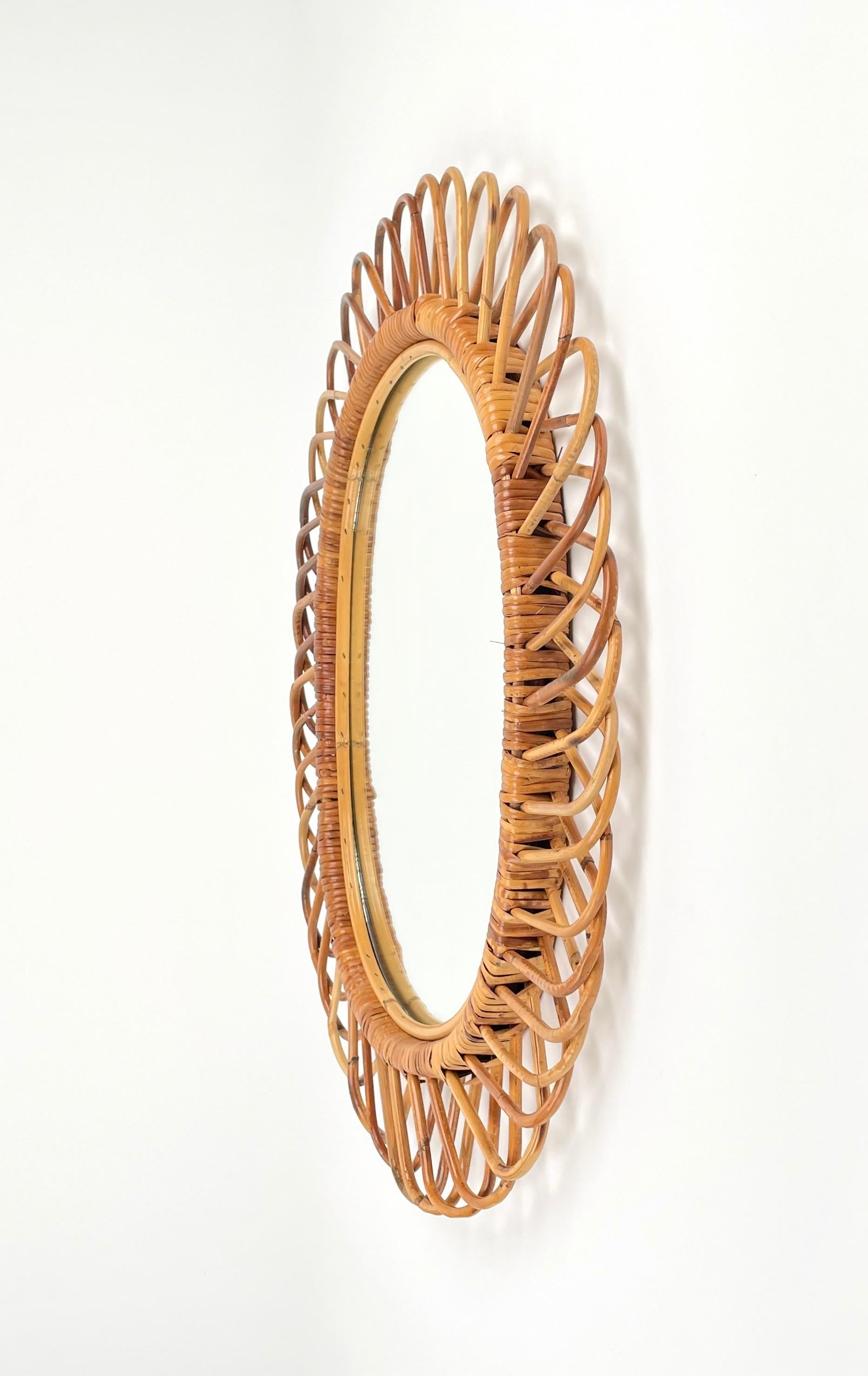 Mid-Century Rattan and Bamboo Oval Wall Mirror, Italy 1960s In Good Condition In Rome, IT