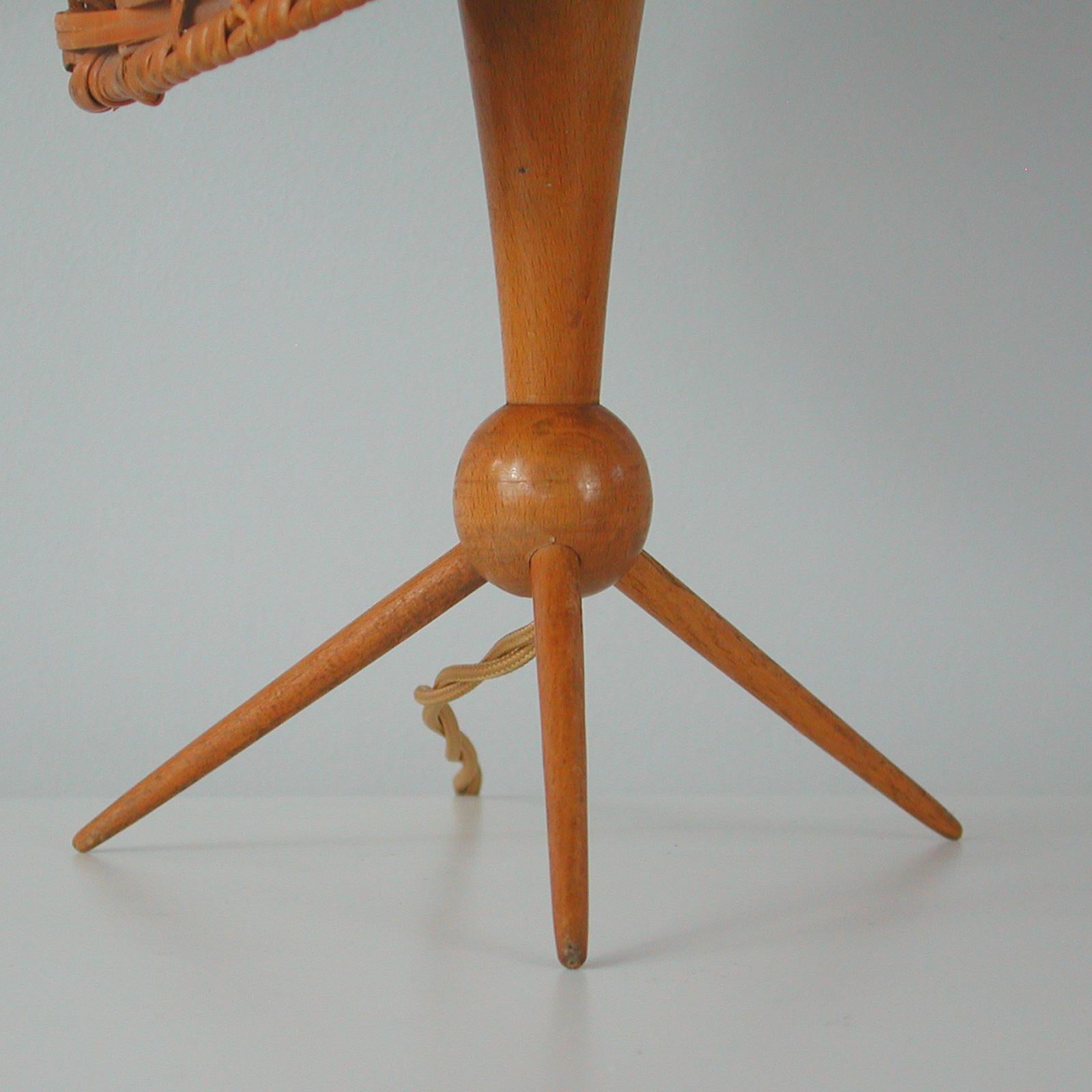 Mid-Century Rattan Wicker and Birch Tripod Table Lamp, Sweden, 1950s For Sale 2
