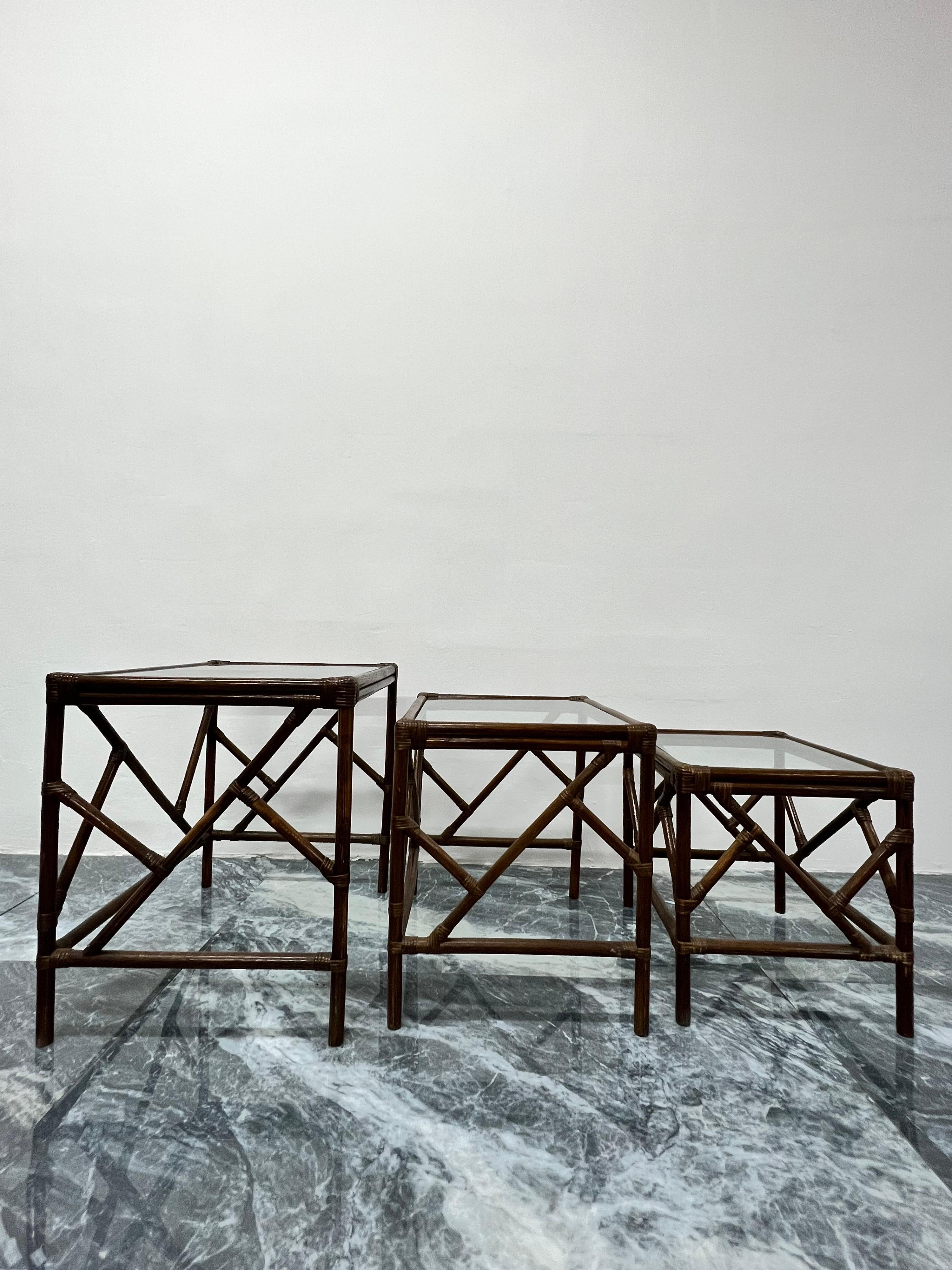Mid-Century Rattan and Glass Top Nesting Tables, Set of Three In Good Condition For Sale In Miami, FL