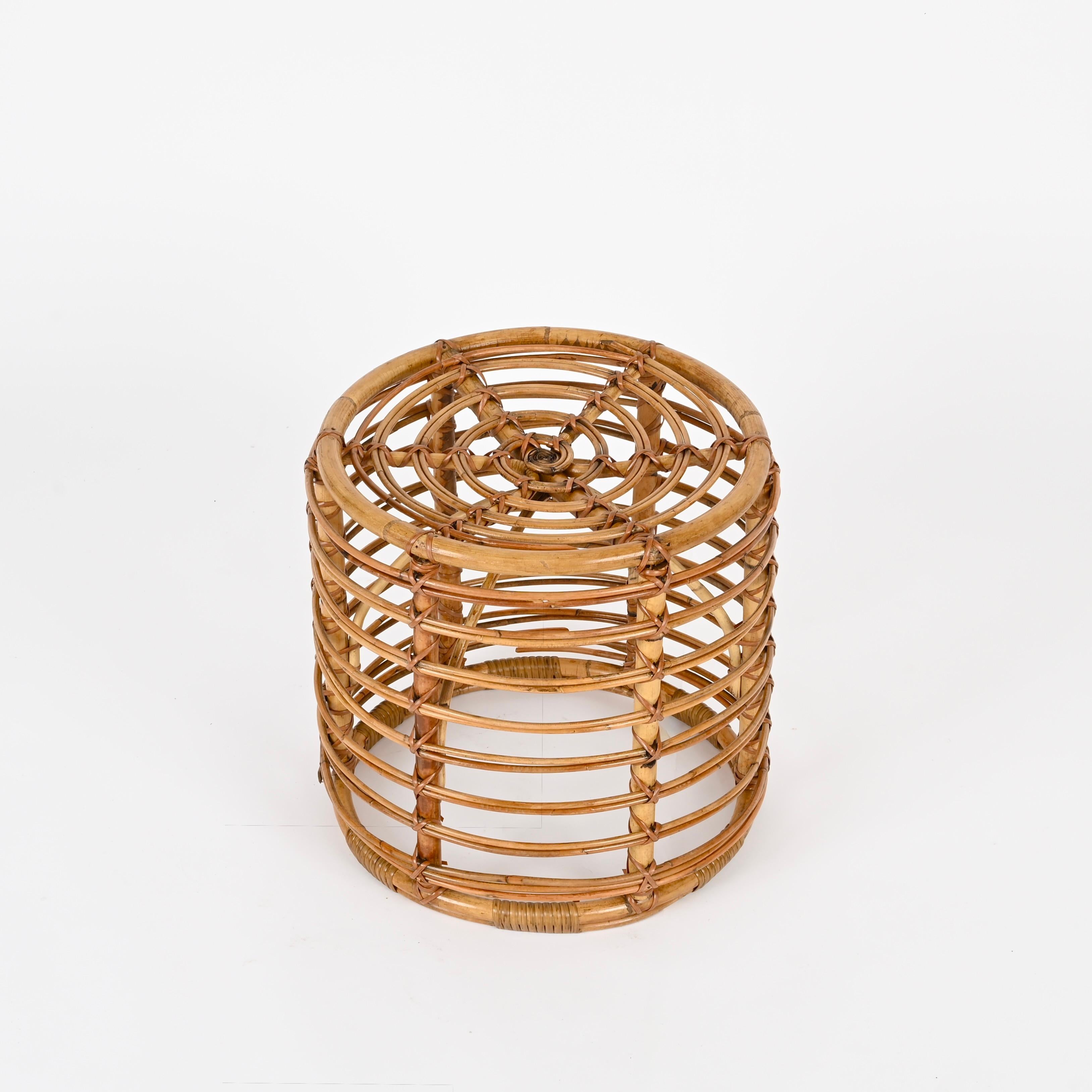 Mid-Century Modern Mid-Century Rattan and Wicker Red Round Pouf Stool by Tito Agnoli, Italy, 1960s For Sale