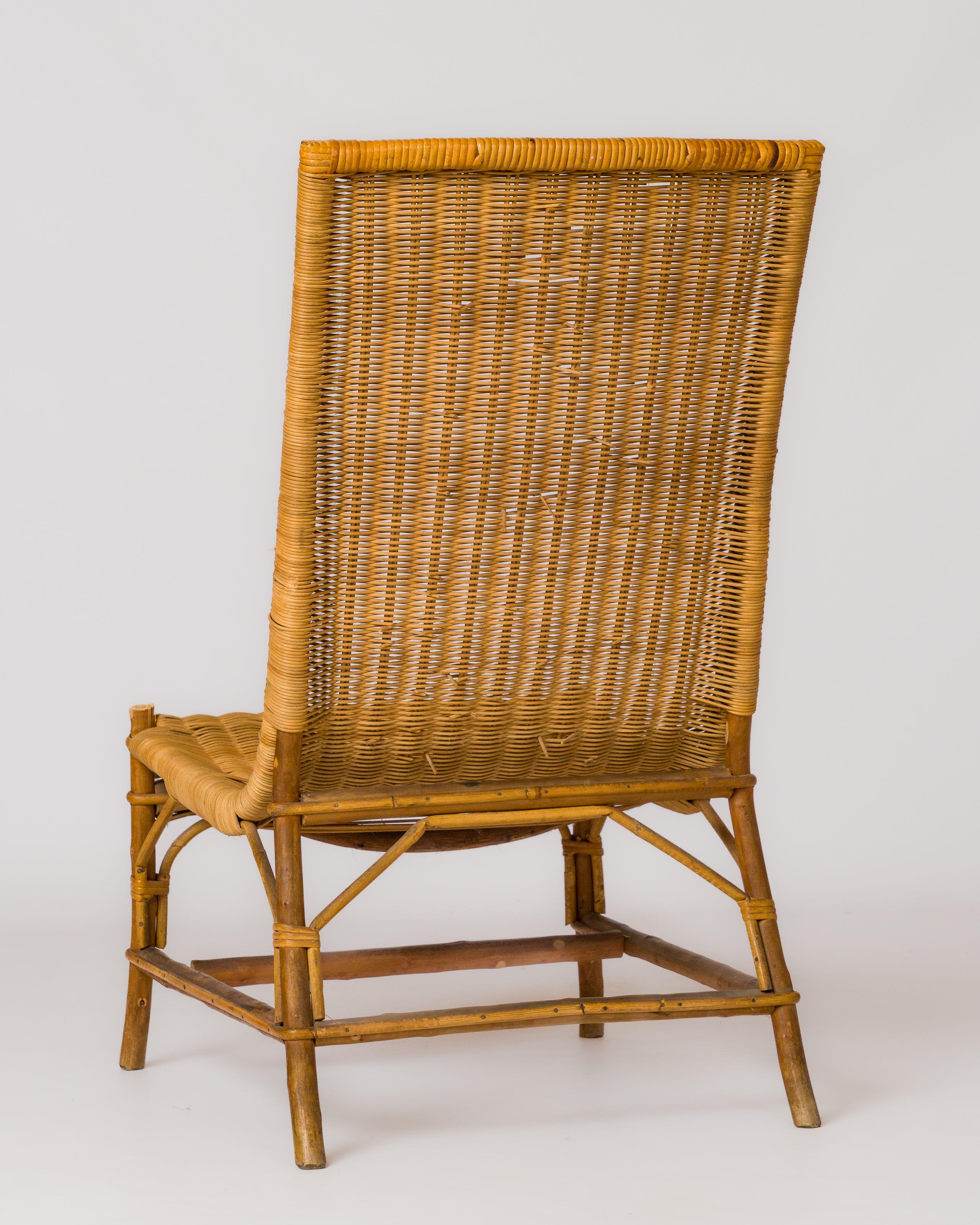 Silla Slipper de ratán y mimbre de mediados de siglo - Francia Años 60 Francés en venta