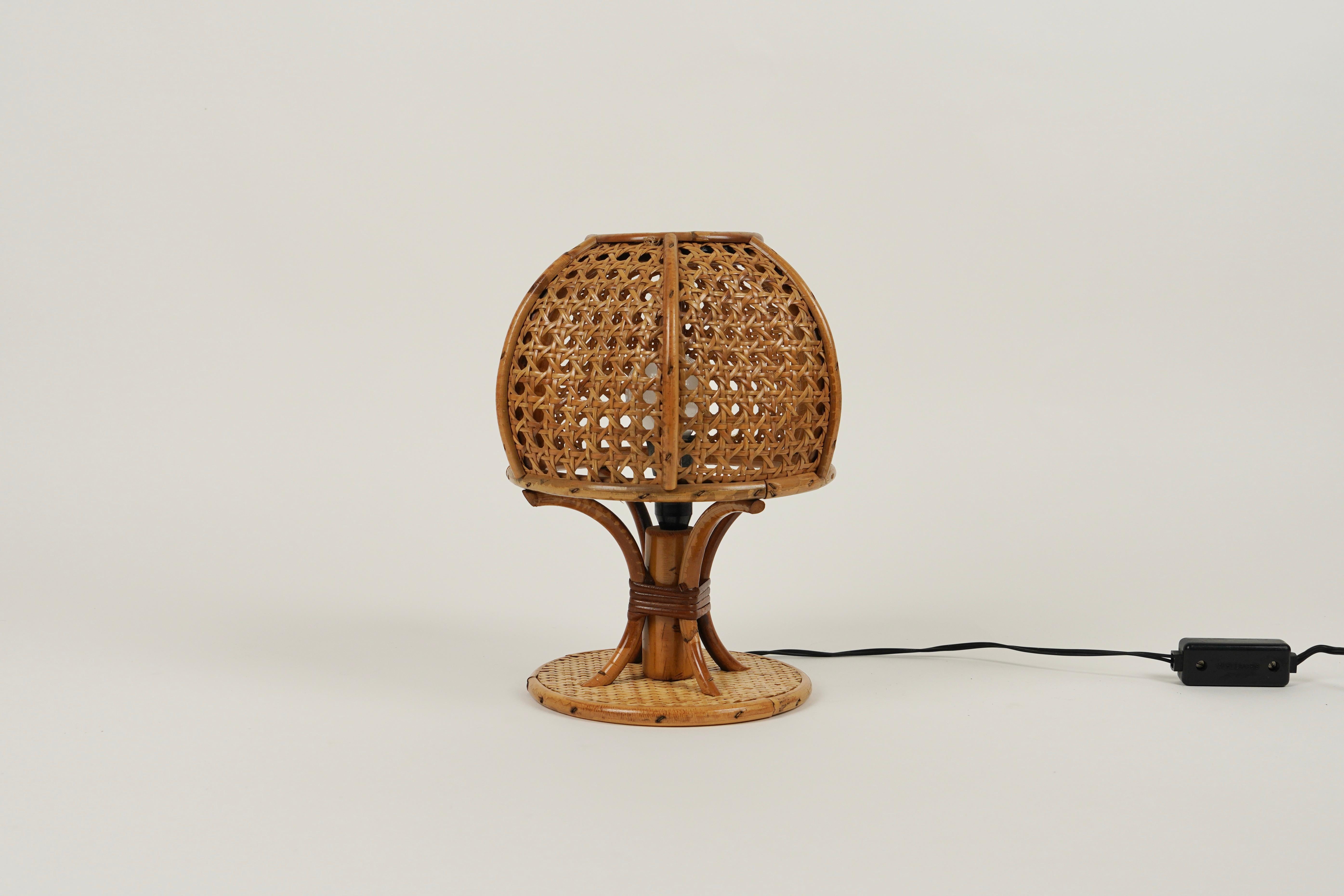 Late 20th Century Midcentury Rattan and Wicker Table Lamp Louis Sognot Style, Italy, circa 1970s For Sale