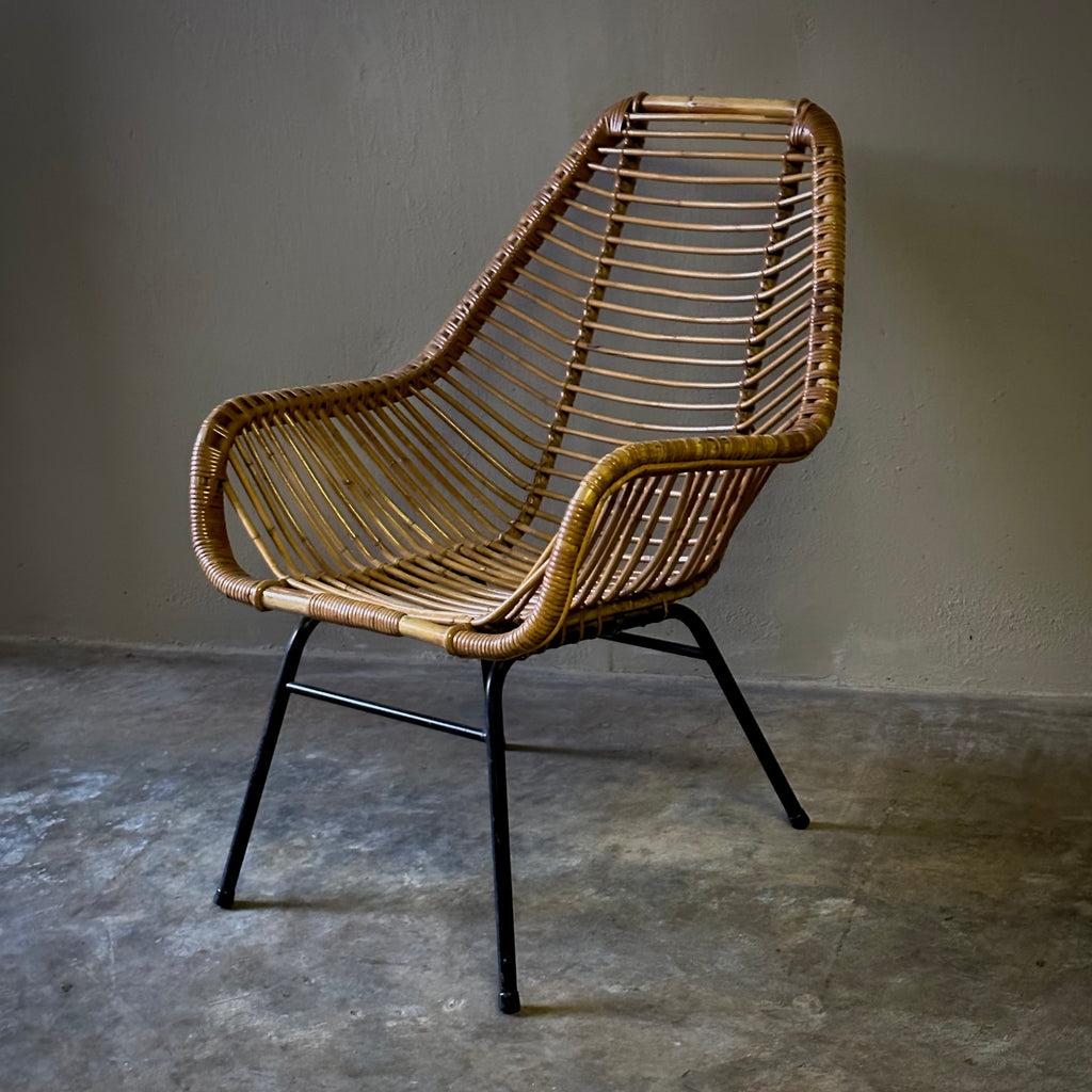 Mid-Century Modern Mid Century Rattan Armchair with Metal Base from France For Sale