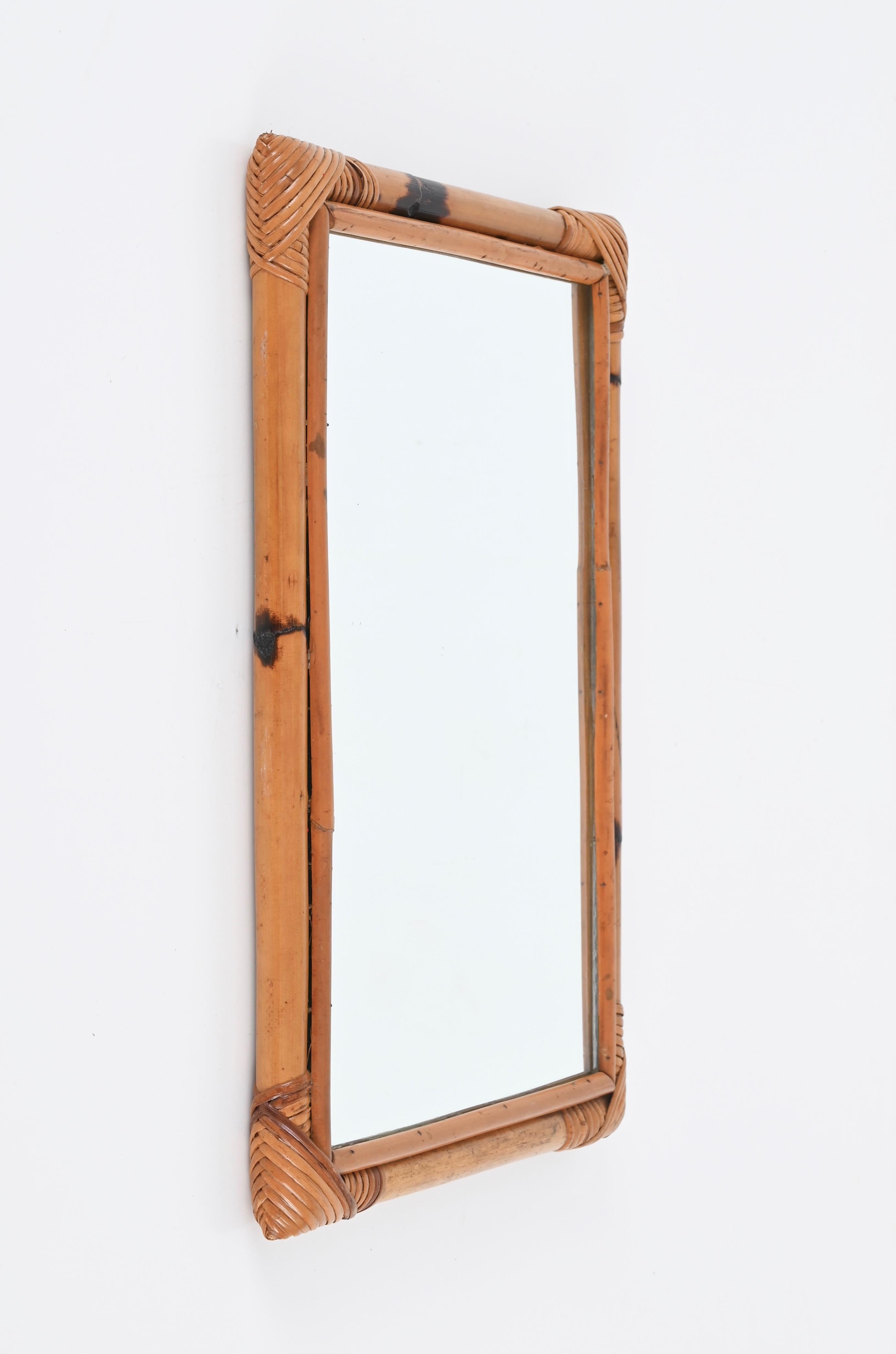 Miroir rectangulaire du milieu du siècle dernier en rotin, bambou et osier, Italie 1970 en vente 4