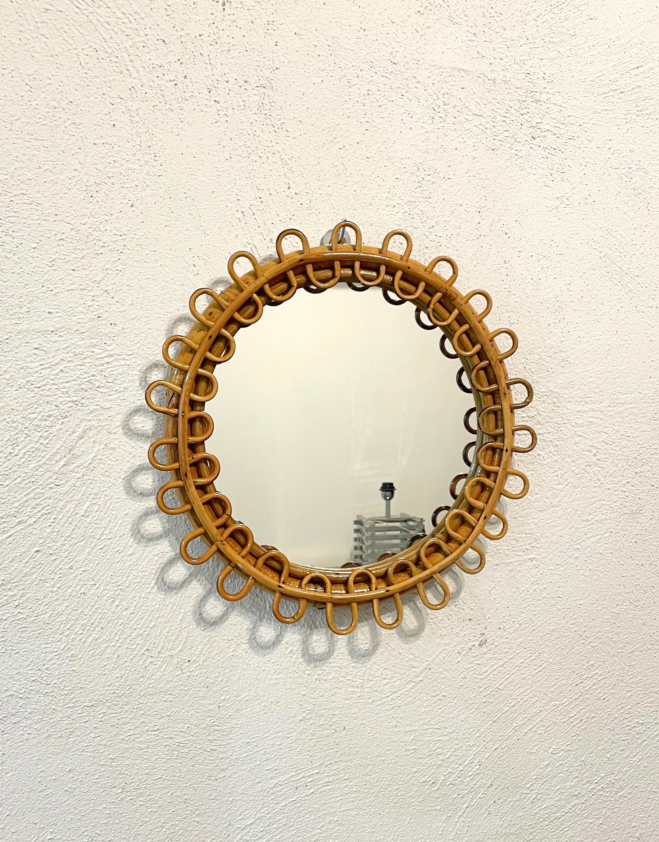 Mid-Century Rattan & Bamboo Little Round Wall Mirror, Italy 1960s In Good Condition In Rome, IT