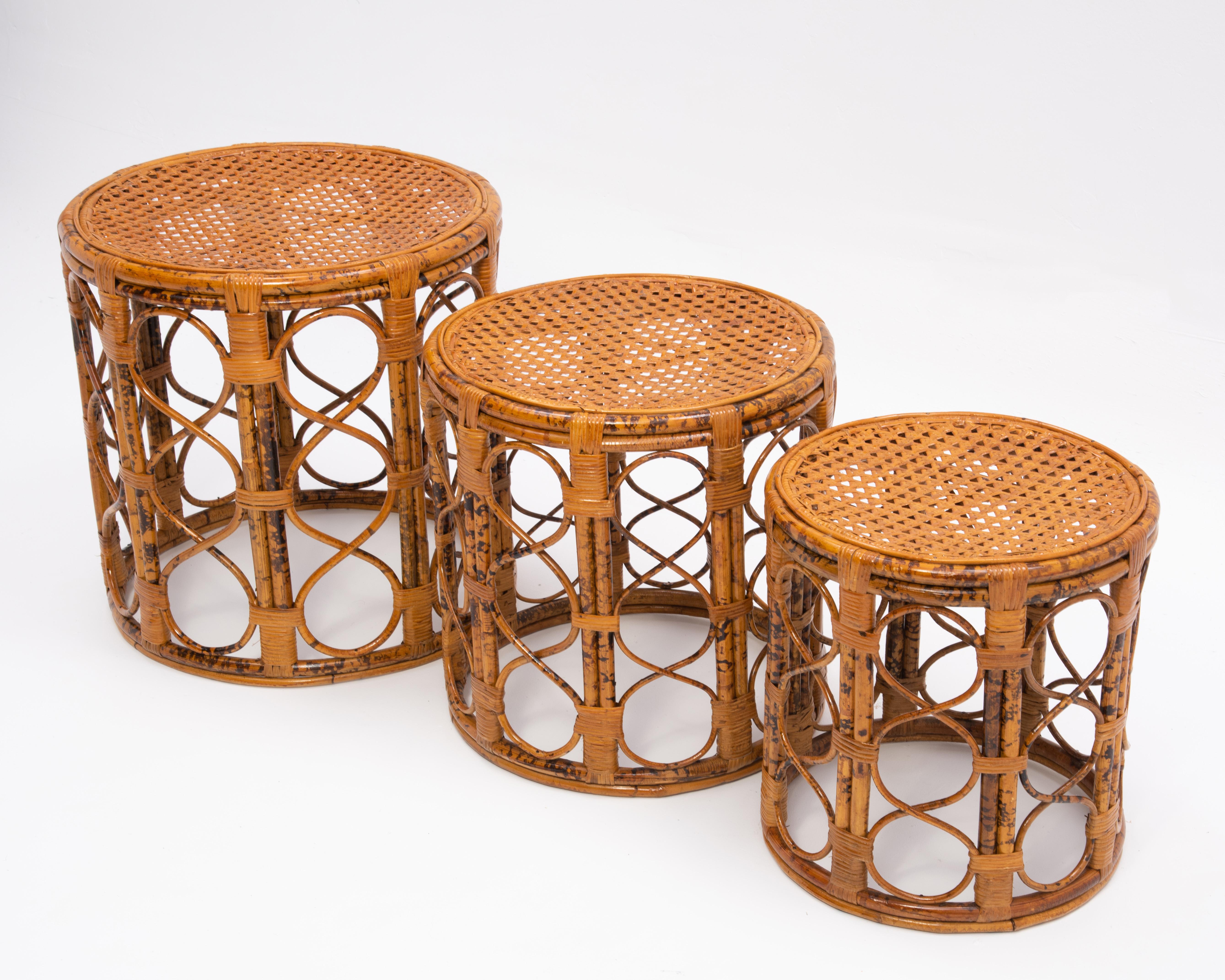 Mid-Century Rattan Bamboo Nesting Tables Tortoise Shell Scorched Brunt Finish 1
