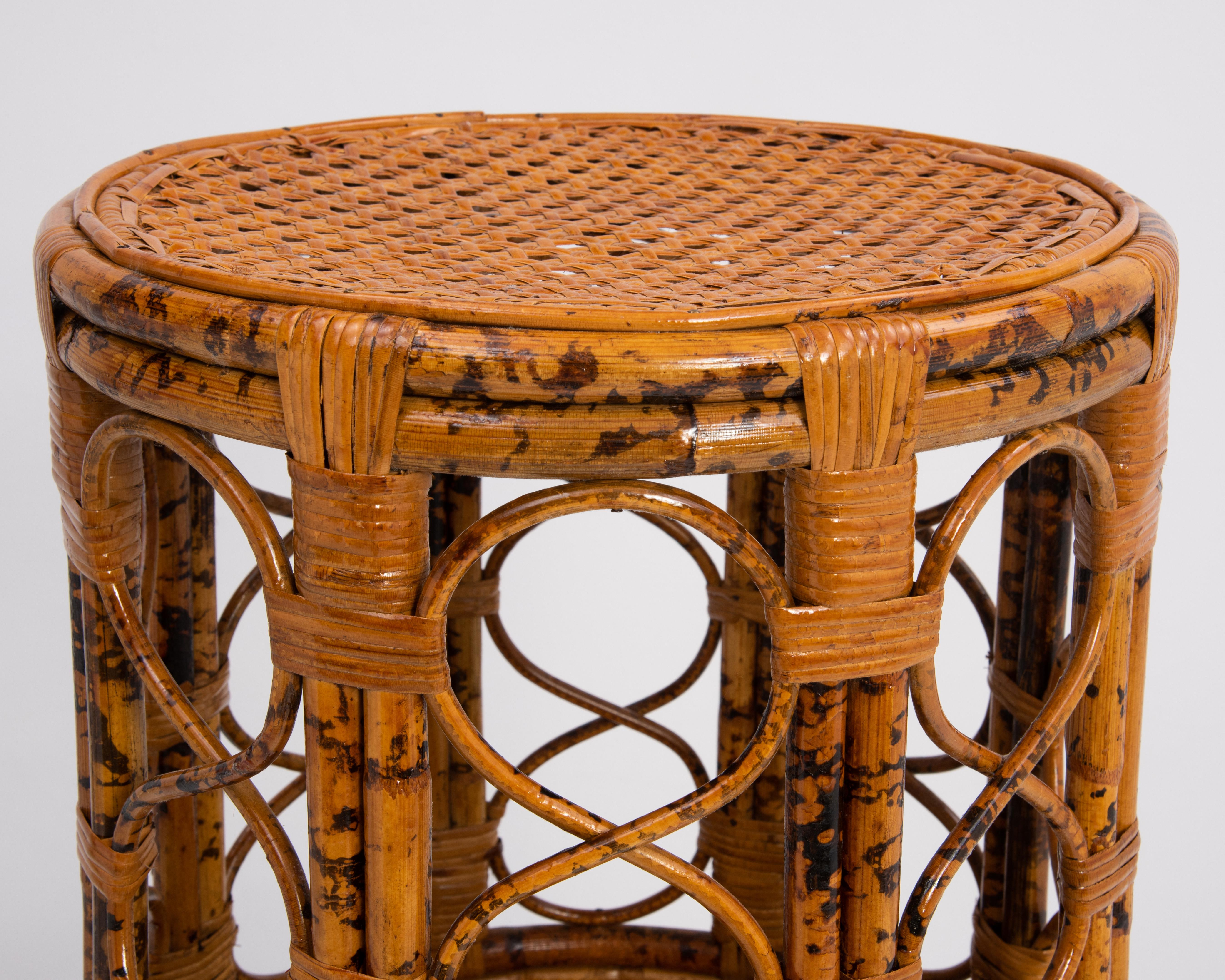 Mid-Century Rattan Bamboo Nesting Tables Tortoise Shell Scorched Brunt Finish 5