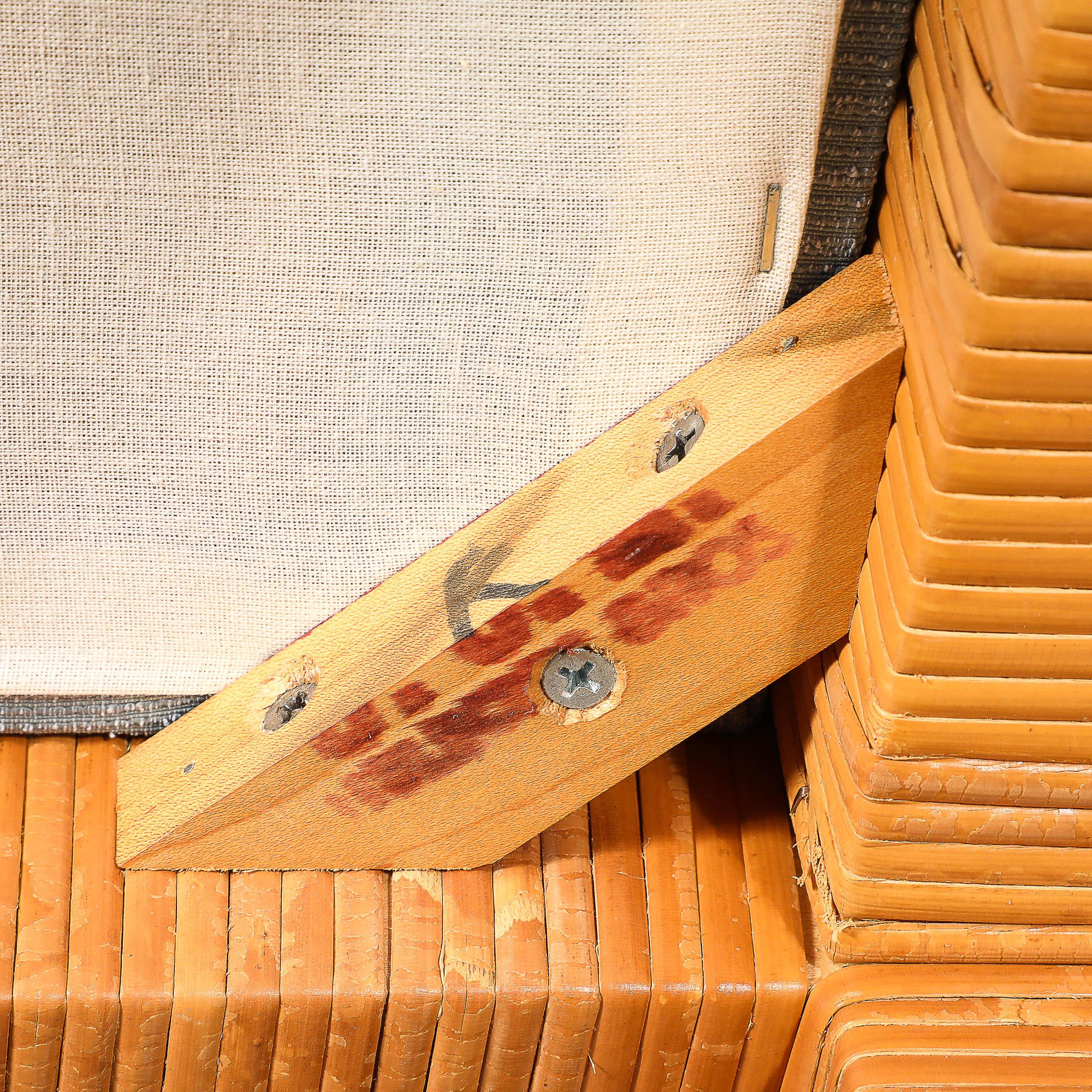 Sedia in rattan e bambù di metà secolo con rivestimento e imbottitura firmata Bielecky Brothers in vendita 10