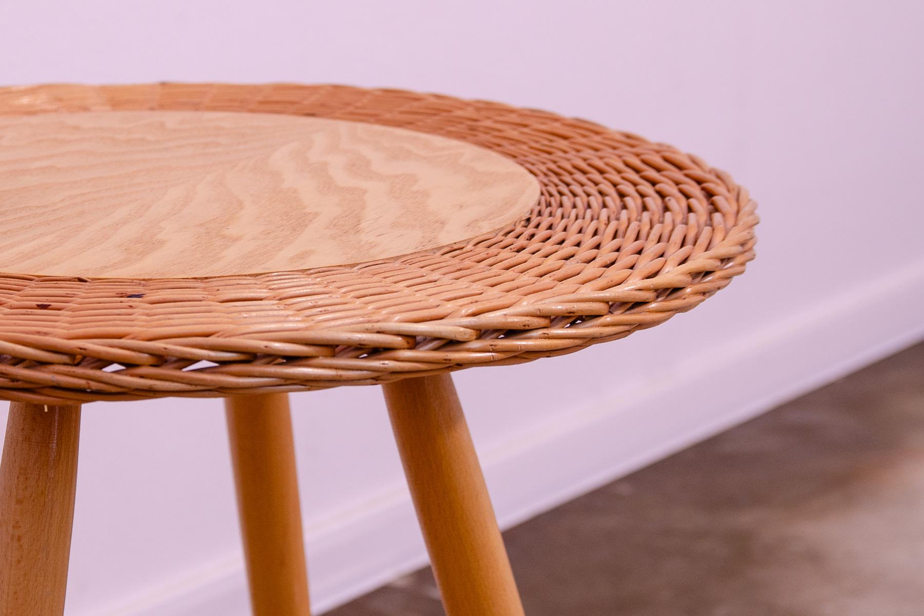 Mid century rattan coffe table by Jan Kalous for ÚLUV, 1960´s, Czechoslovakia For Sale 3