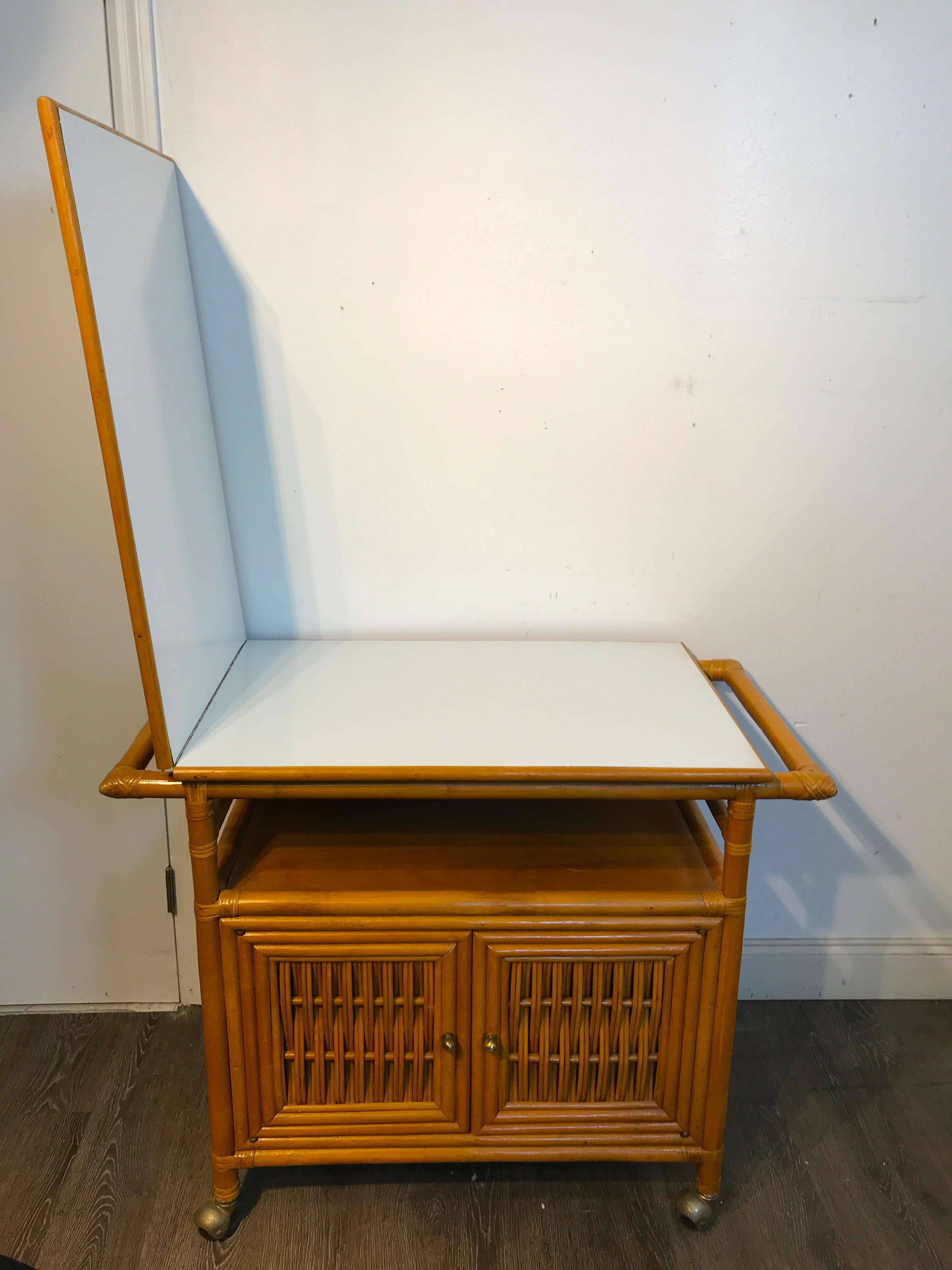 Midcentury Rattan Expandable Bar Cart In Good Condition In West Palm Beach, FL