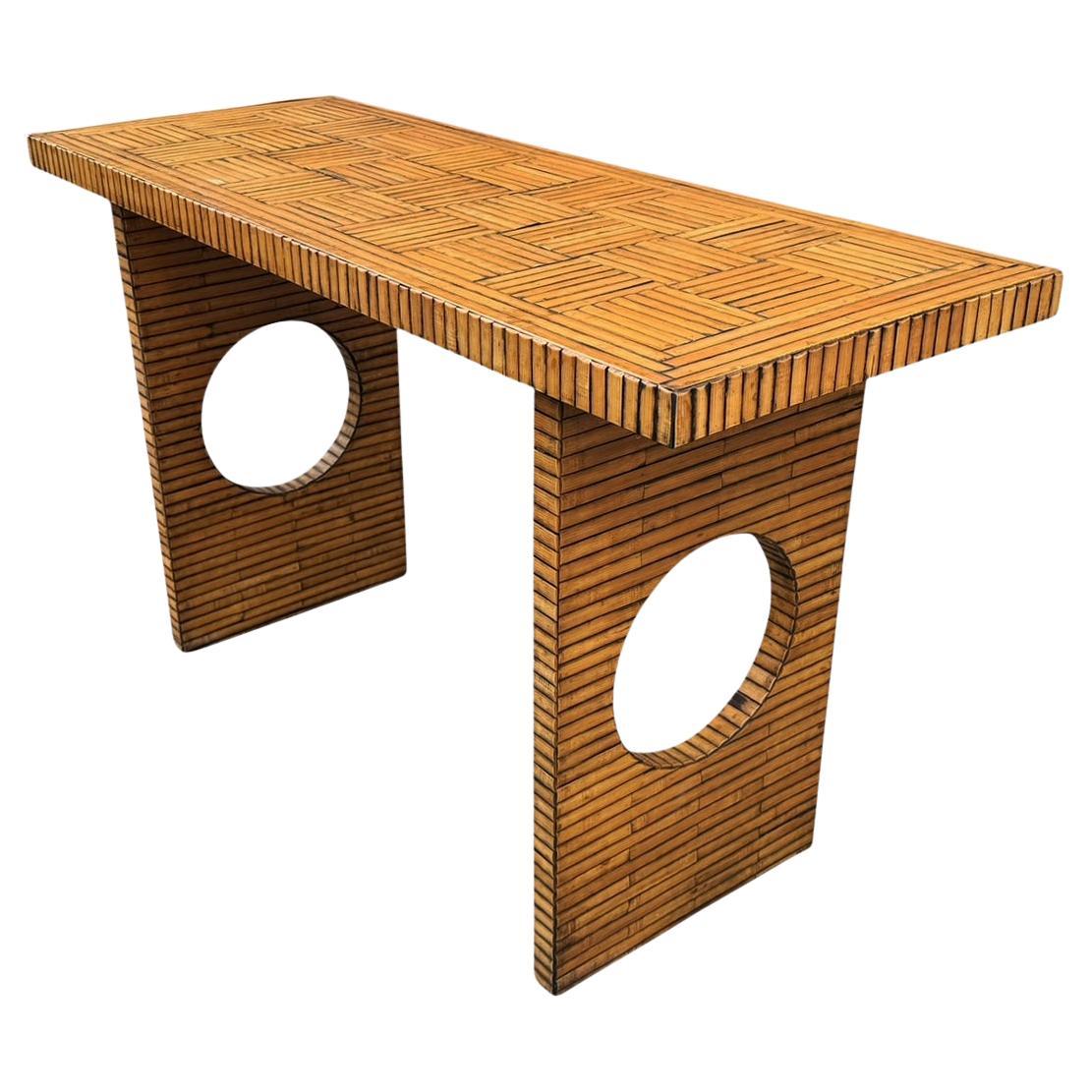 Konsolentisch oder Sofatisch aus Rattan mit geteiltem Schilf und Bambus, Moderne der Mitte des Jahrhunderts