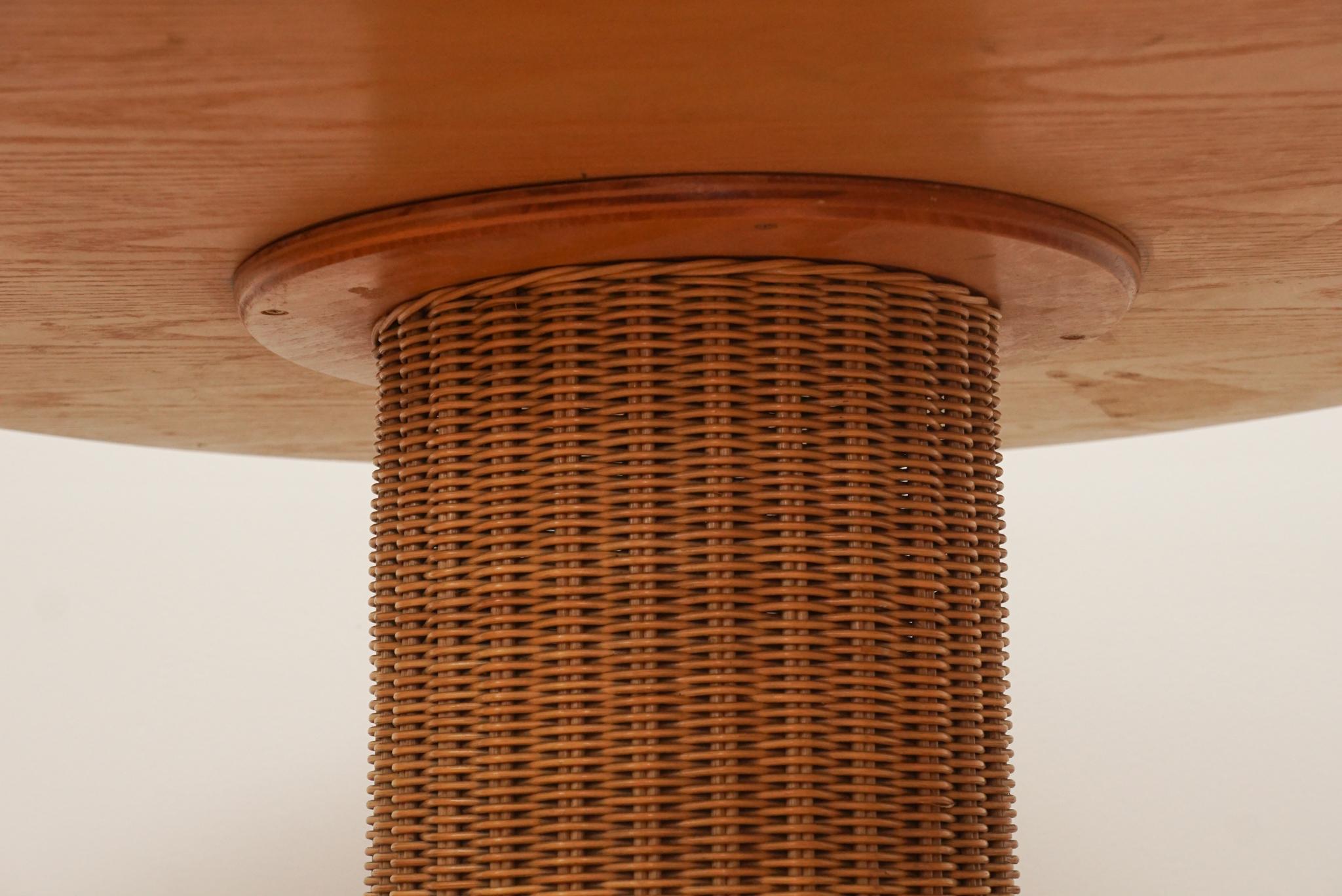 Machine-Made Mid Century Rattan Pedestal Base Breakfast Table