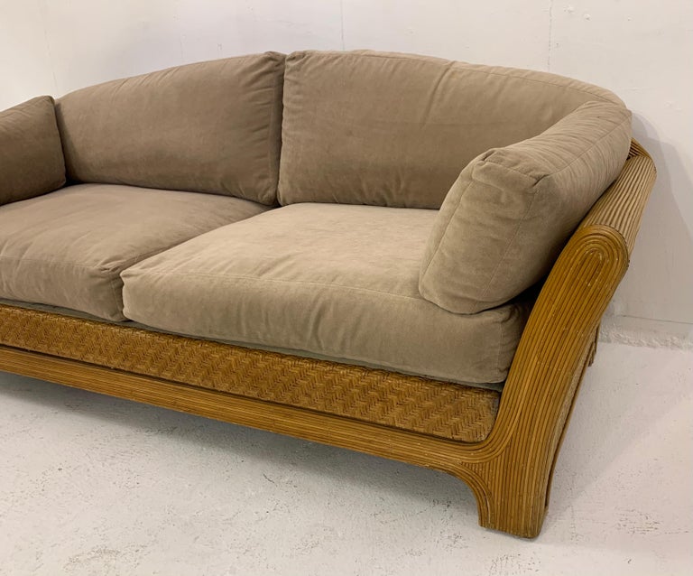Mid-Century Rattan Sofa 1960s In Fair Condition For Sale In Brussels, BE