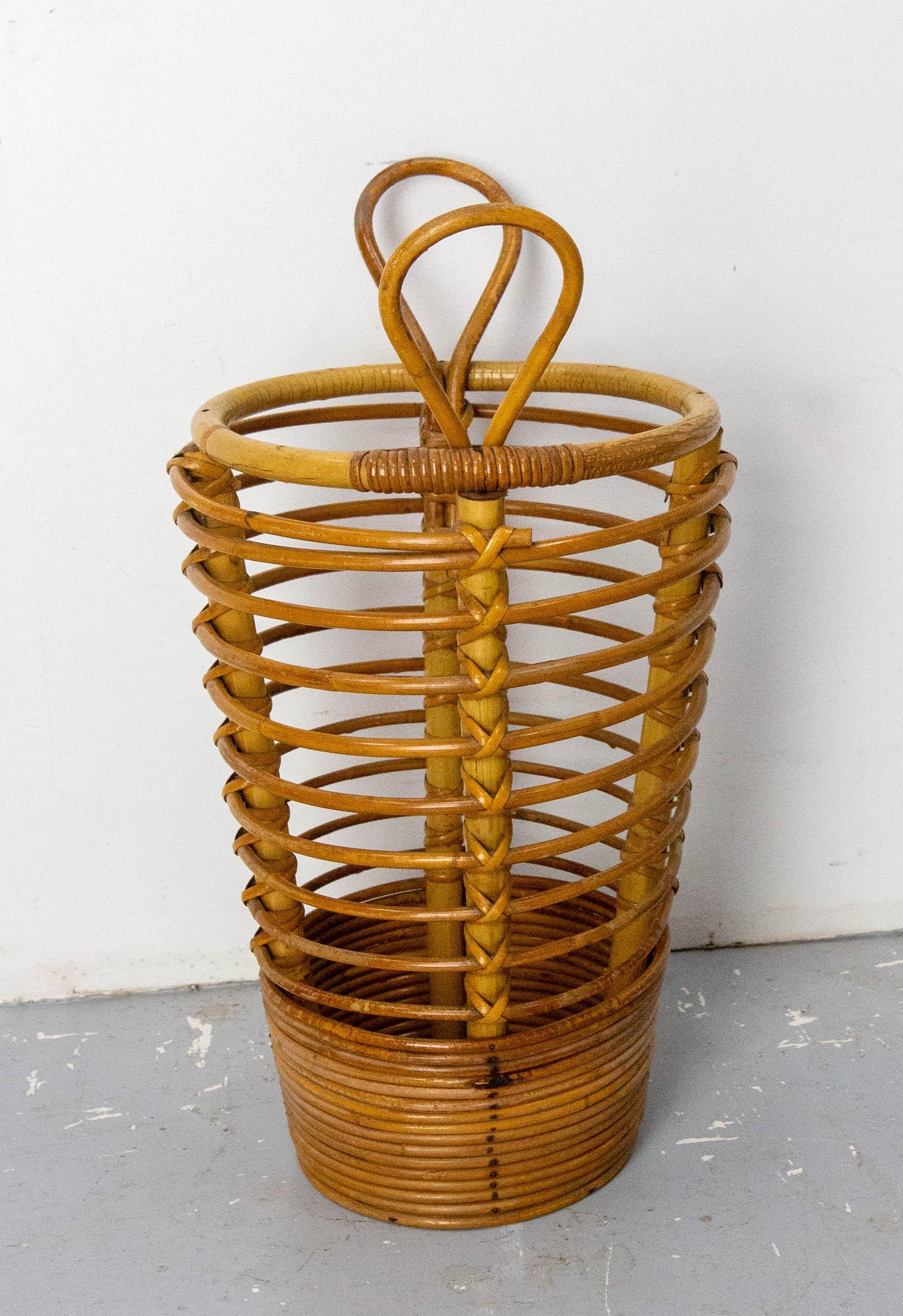 Mid-Century Rattan Wastebasket or Umbrella Stand, France circa 1950 Audoux Minet In Good Condition For Sale In Labrit, Landes