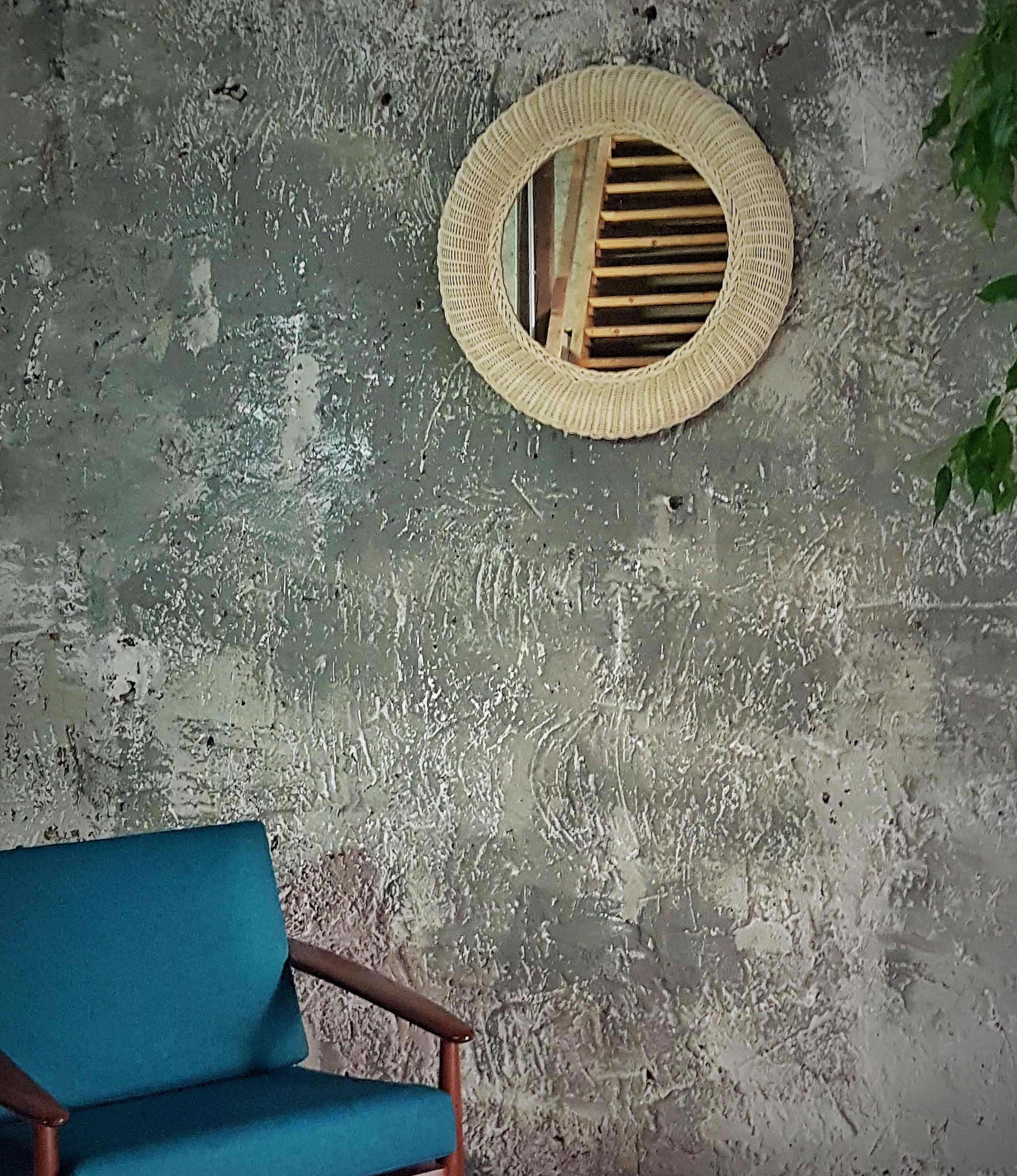 Mid-Century Modern Mid-Century Rattan Wicker Bamboo Wall Mirror, Italy 1960s For Sale